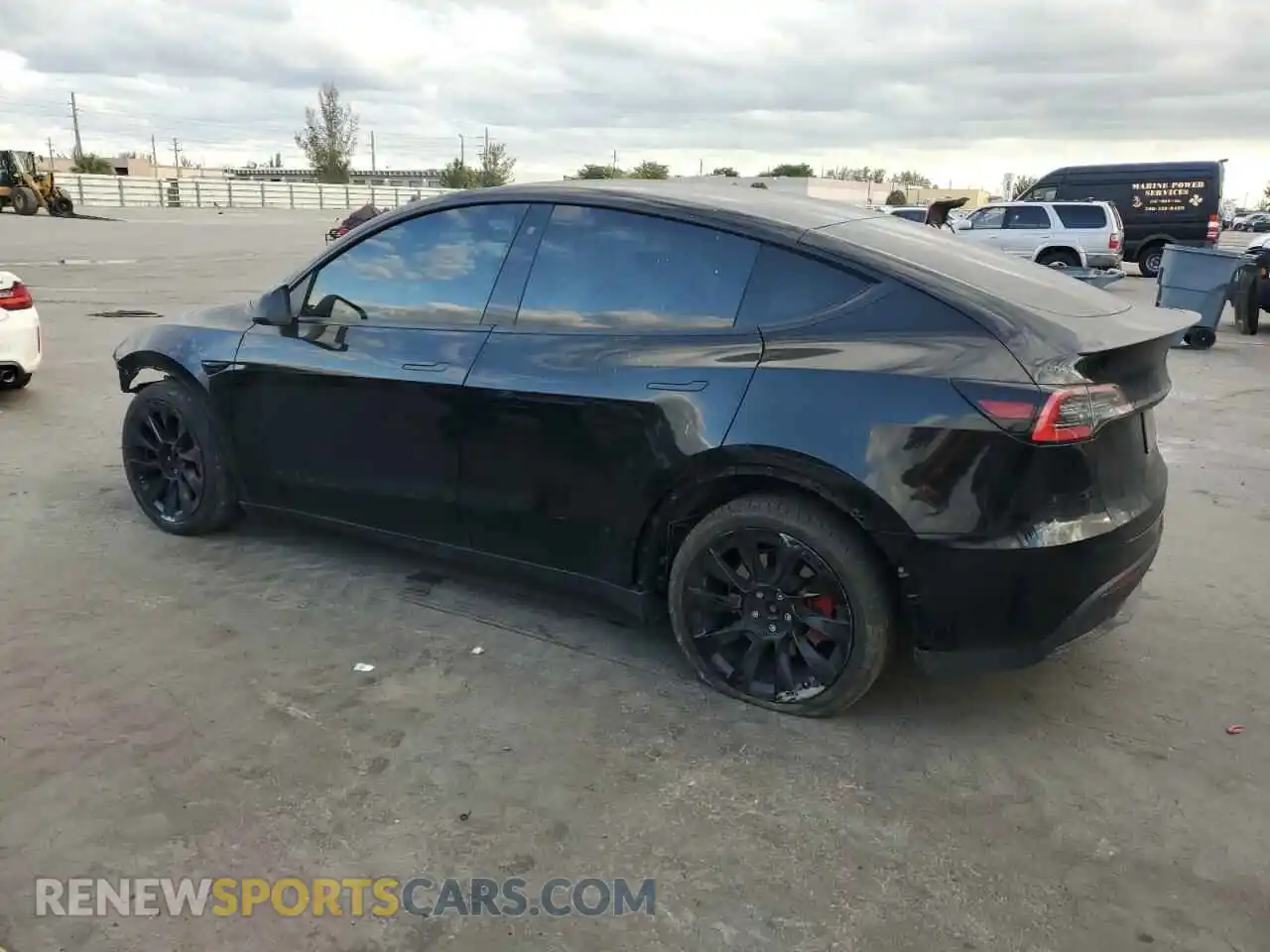 2 Photograph of a damaged car 5YJYGDEE6LF046478 TESLA MODEL Y 2020