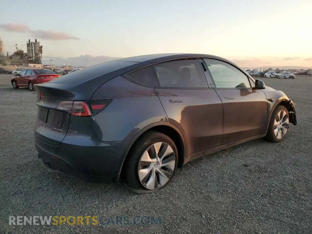 3 Photograph of a damaged car 5YJYGDEE6LF053592 TESLA MODEL Y 2020