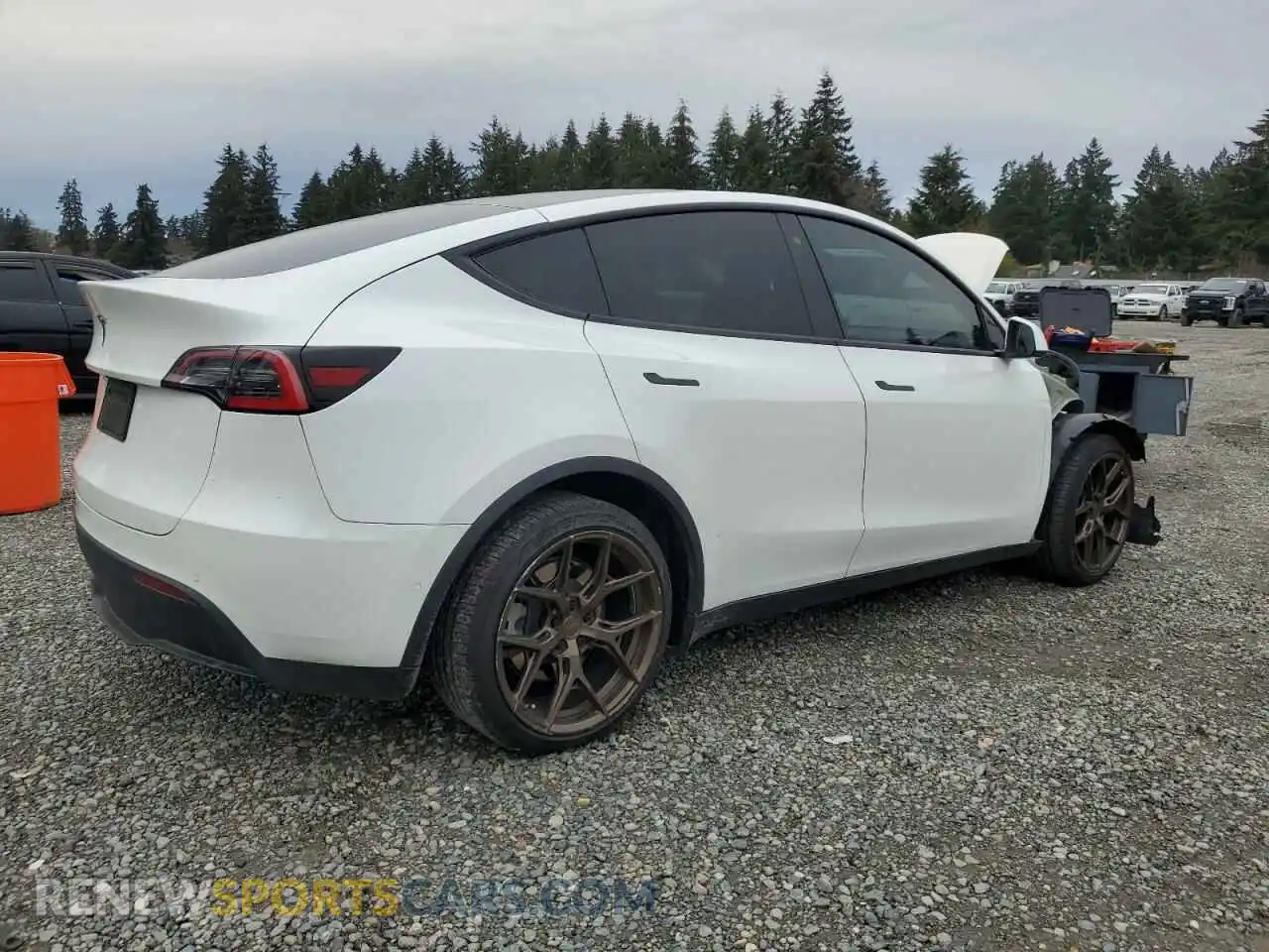 3 Photograph of a damaged car 5YJYGDEE6LF056900 TESLA MODEL Y 2020
