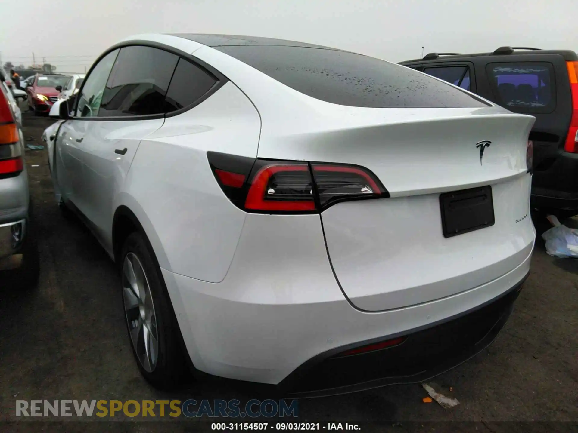3 Photograph of a damaged car 5YJYGDEE6LF057870 TESLA MODEL Y 2020