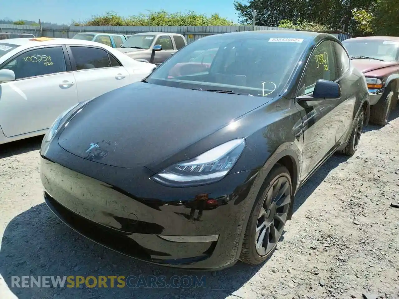 2 Photograph of a damaged car 5YJYGDEE6LF059635 TESLA MODEL Y 2020