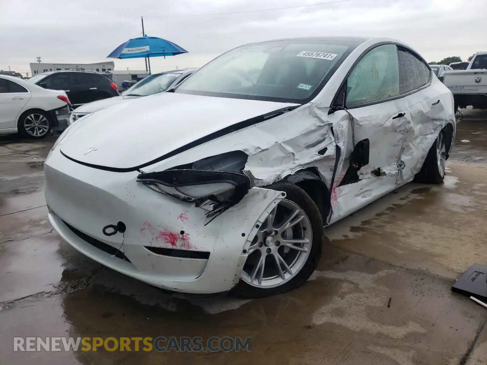 2 Photograph of a damaged car 5YJYGDEE7LF013294 TESLA MODEL Y 2020
