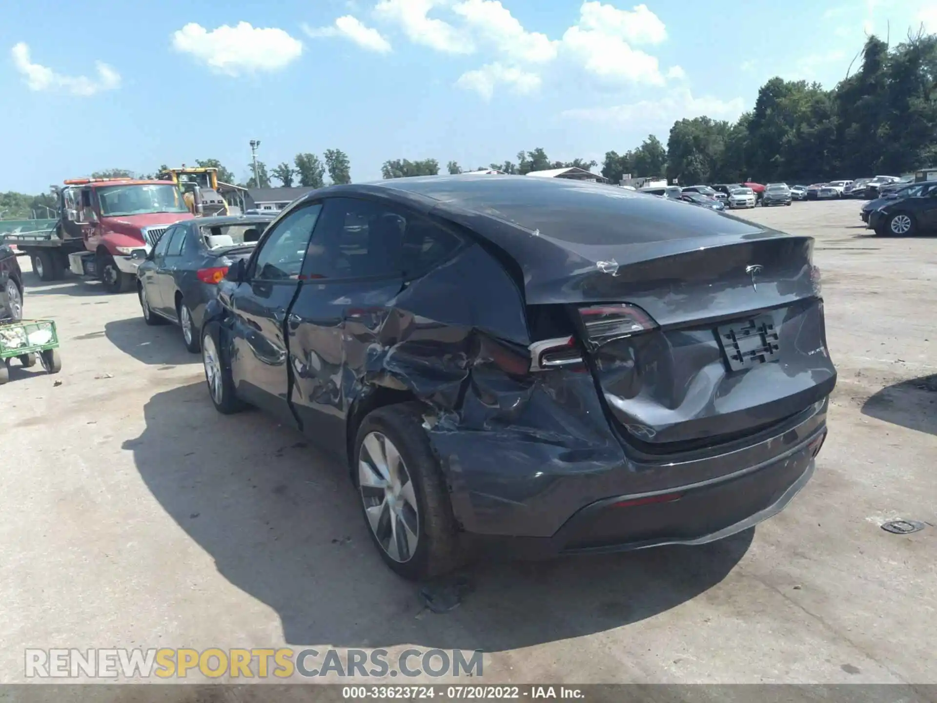 3 Photograph of a damaged car 5YJYGDEE7LF048014 TESLA MODEL Y 2020
