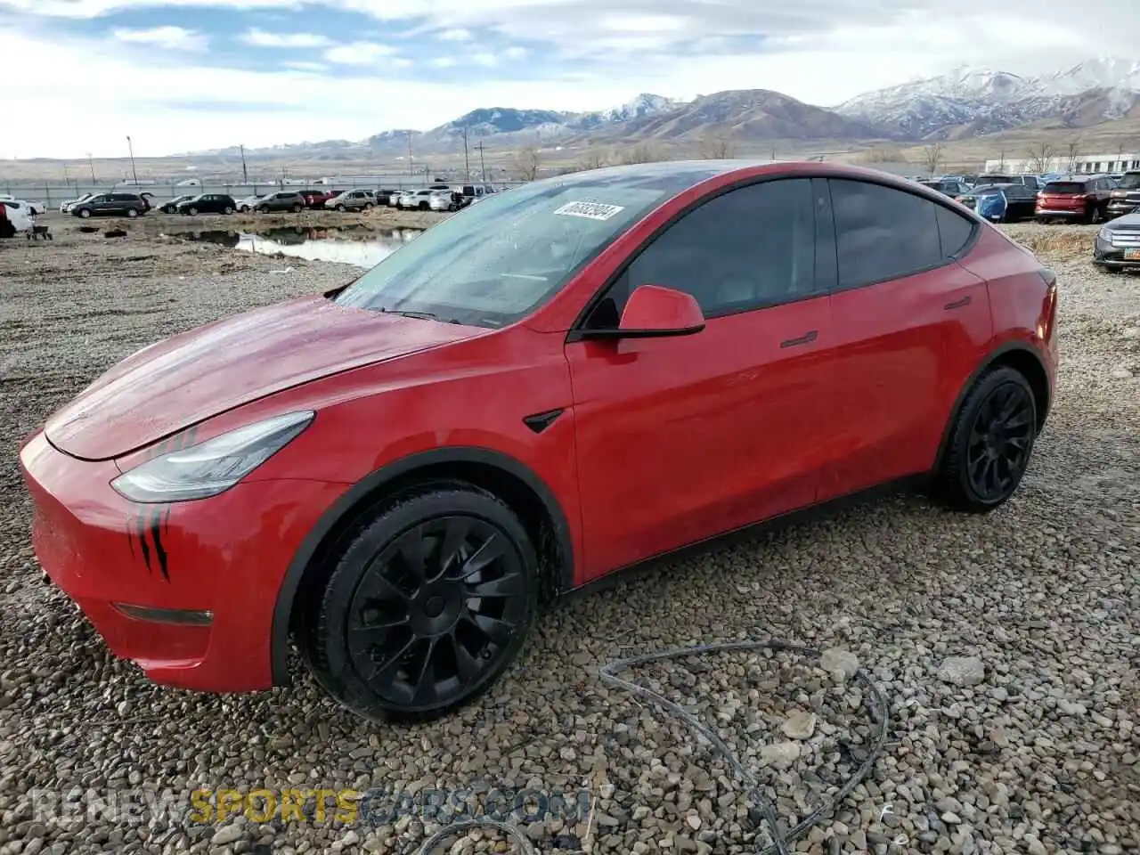 1 Photograph of a damaged car 5YJYGDEE7LF052080 TESLA MODEL Y 2020