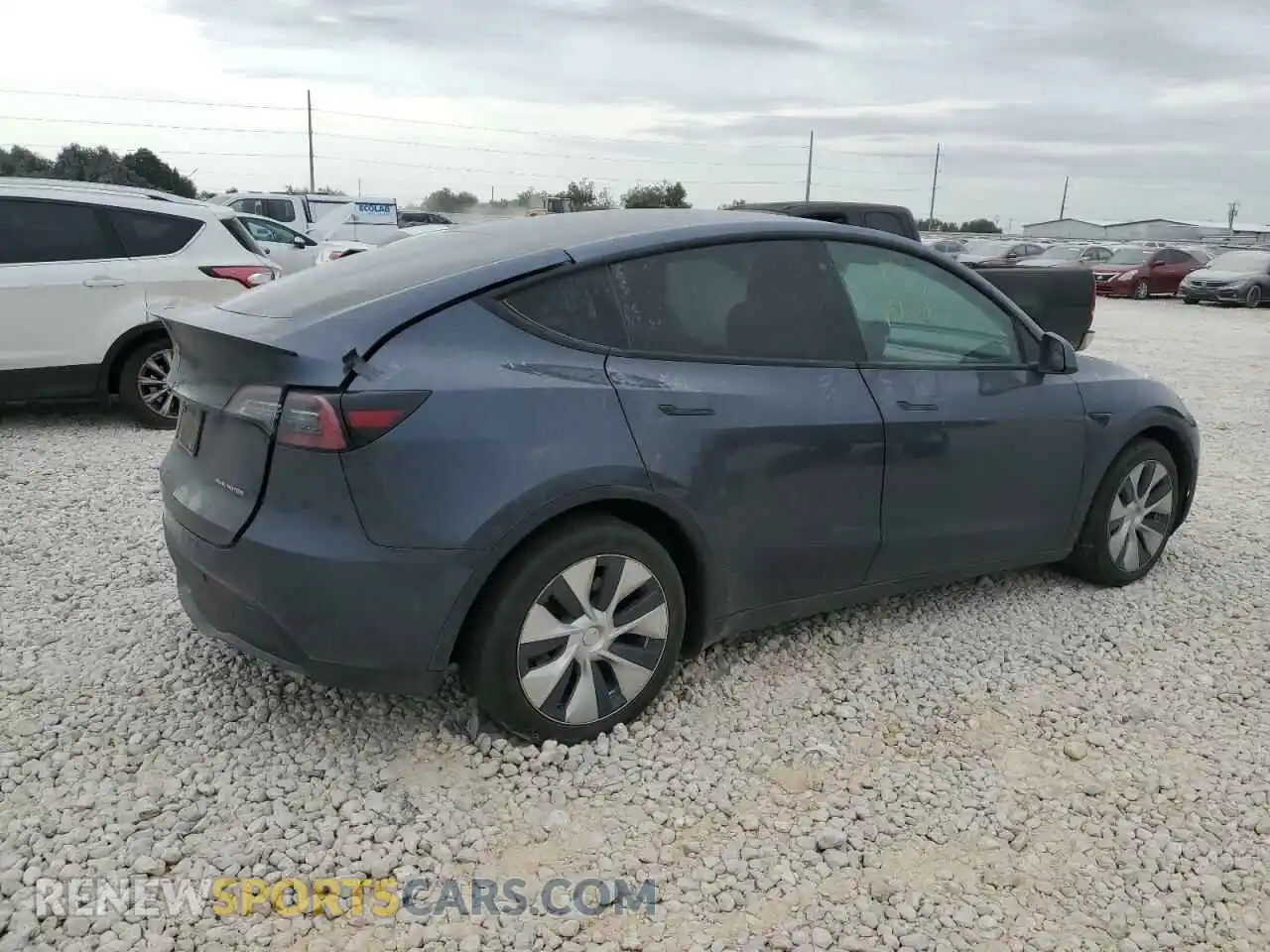 3 Photograph of a damaged car 5YJYGDEE8LF025163 TESLA MODEL Y 2020