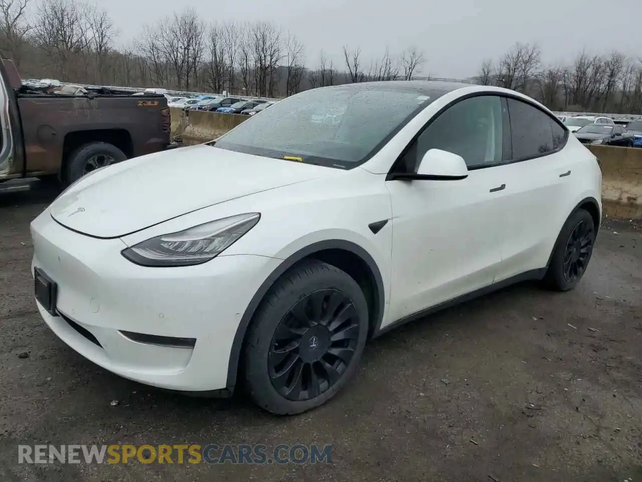 1 Photograph of a damaged car 5YJYGDEE8LF026104 TESLA MODEL Y 2020
