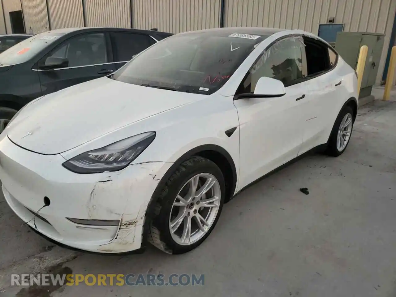 2 Photograph of a damaged car 5YJYGDEE9LF026404 TESLA MODEL Y 2020