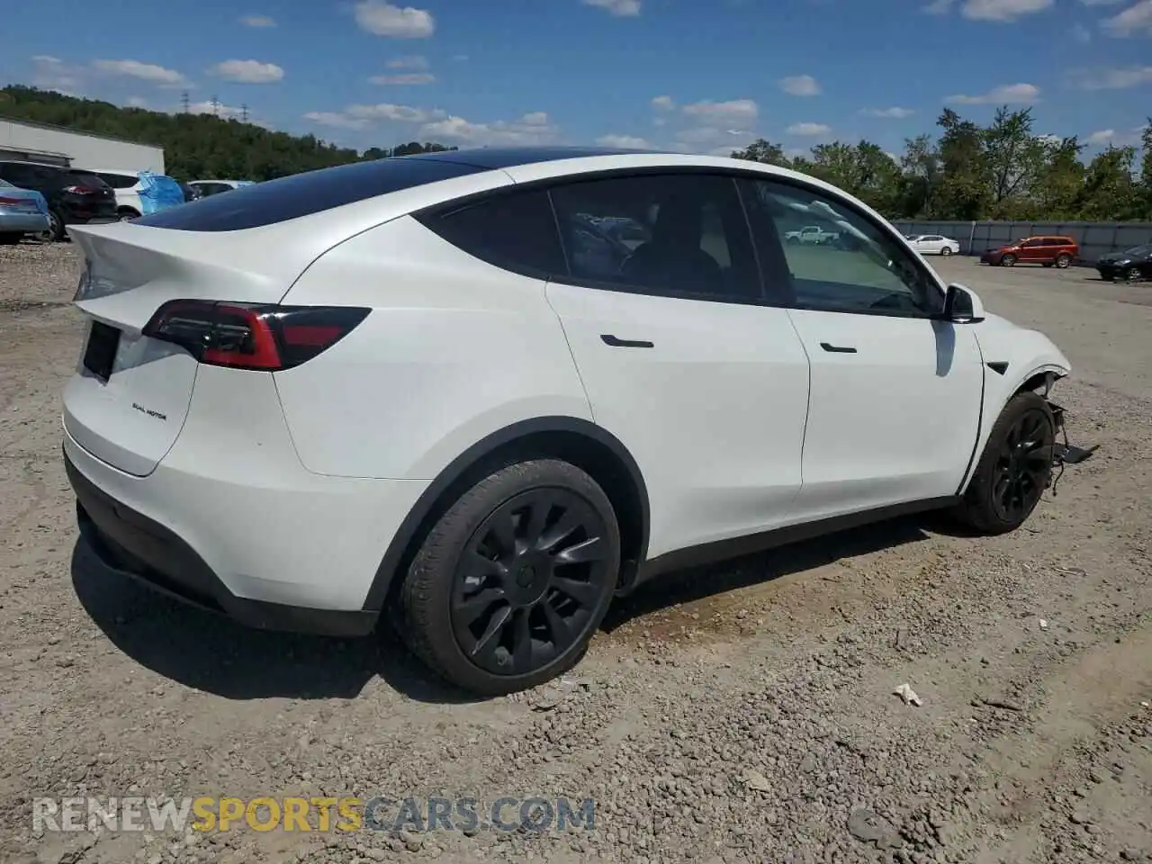 3 Photograph of a damaged car 5YJYGDEE9LF046135 TESLA MODEL Y 2020