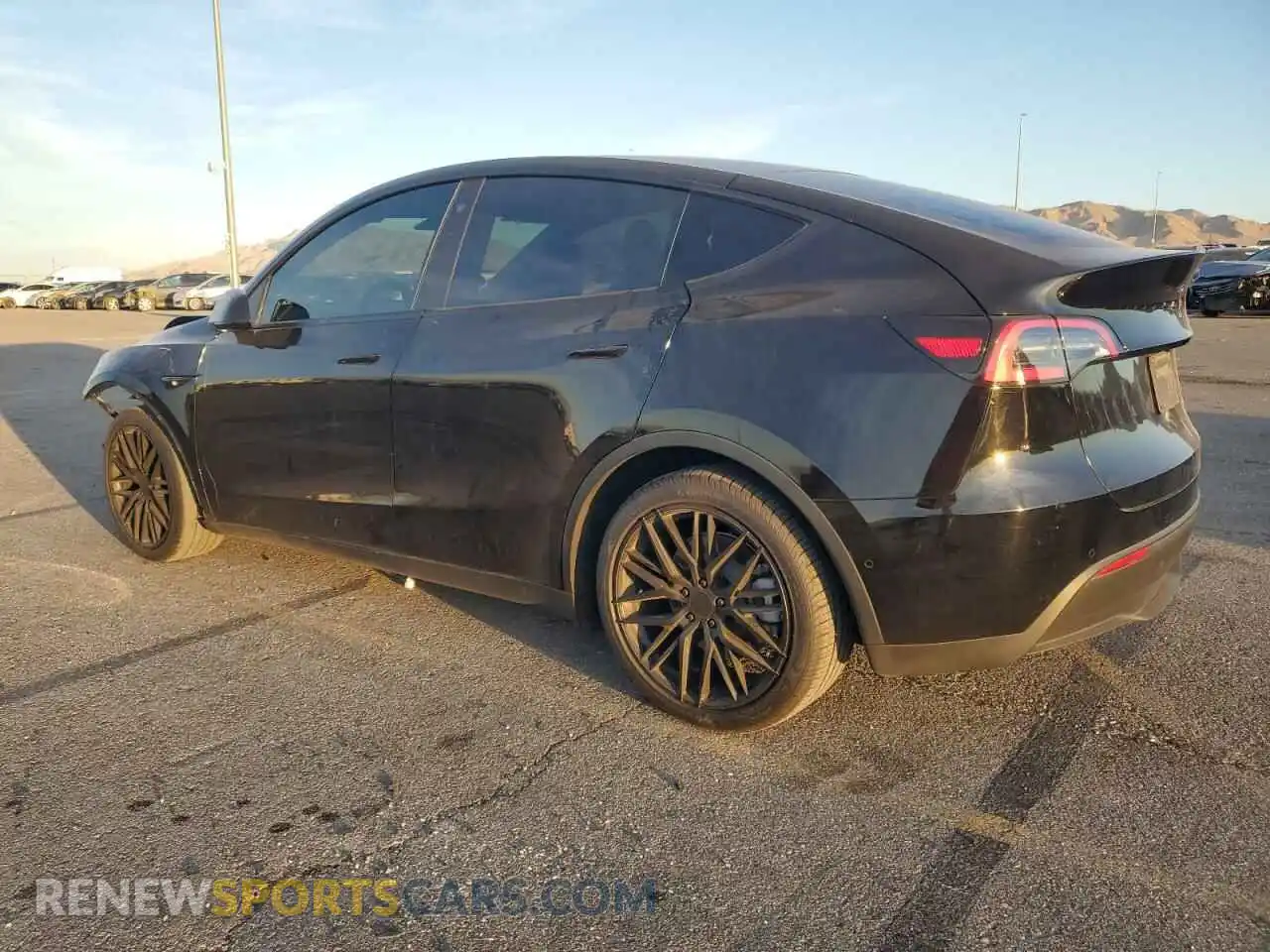 2 Photograph of a damaged car 5YJYGDEEXLF036293 TESLA MODEL Y 2020