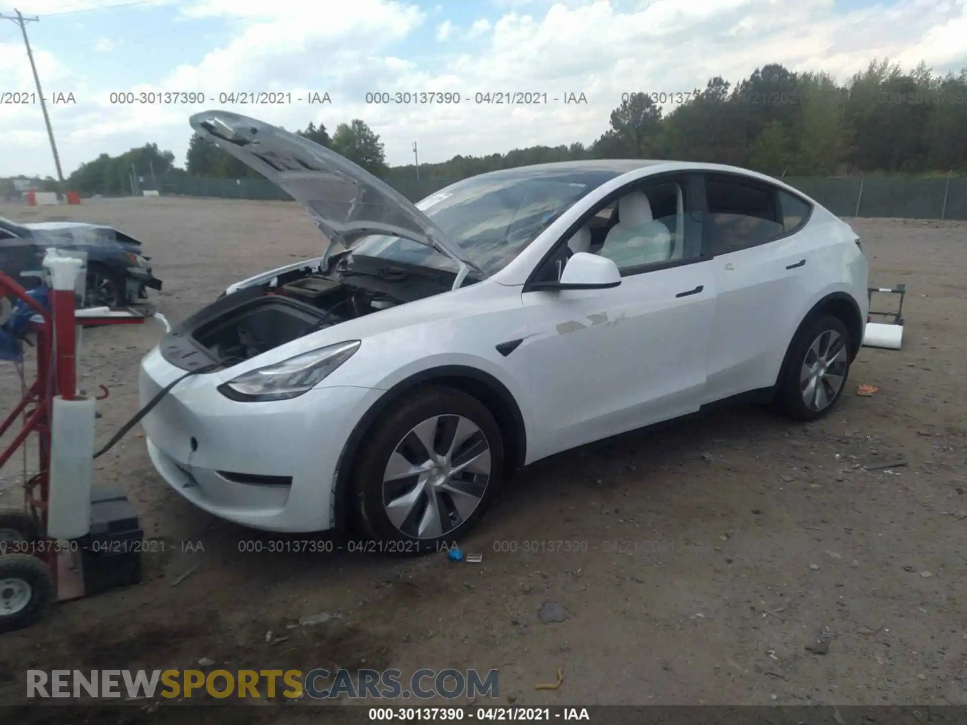 2 Photograph of a damaged car 5YJYGDEEXLF044829 TESLA MODEL Y 2020