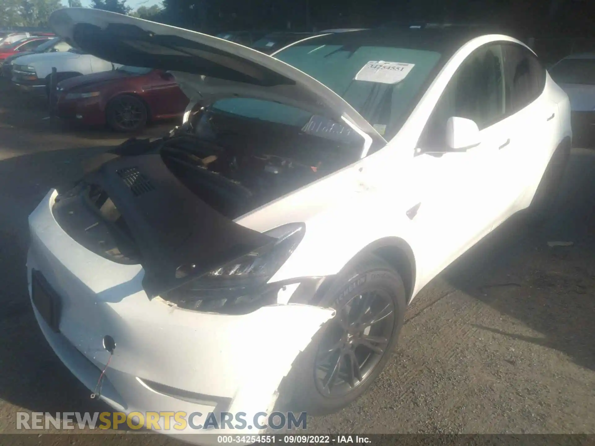 2 Photograph of a damaged car 5YJYGDEEXLF045754 TESLA MODEL Y 2020