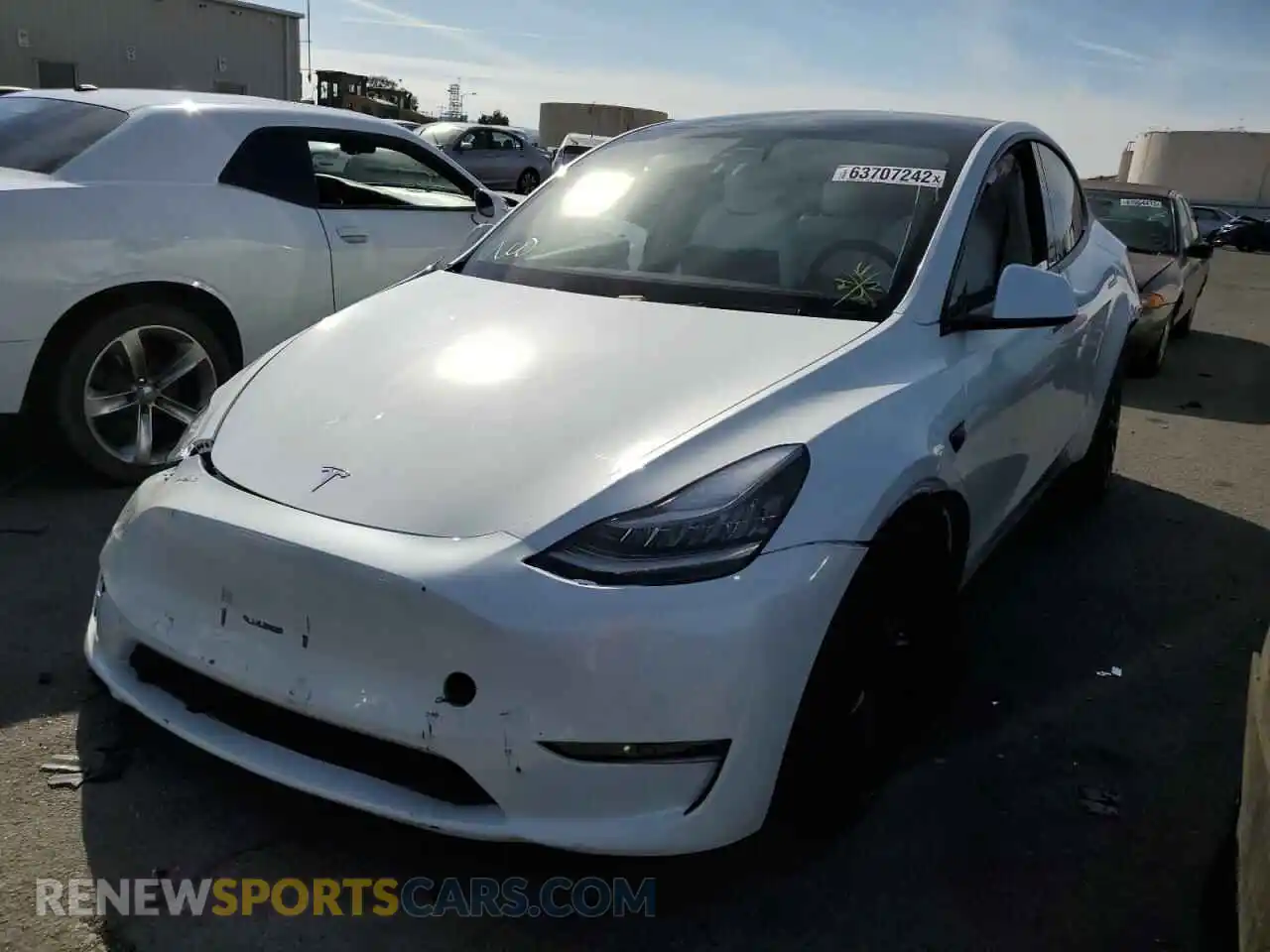 2 Photograph of a damaged car 5YJYGDEEXLF059749 TESLA MODEL Y 2020