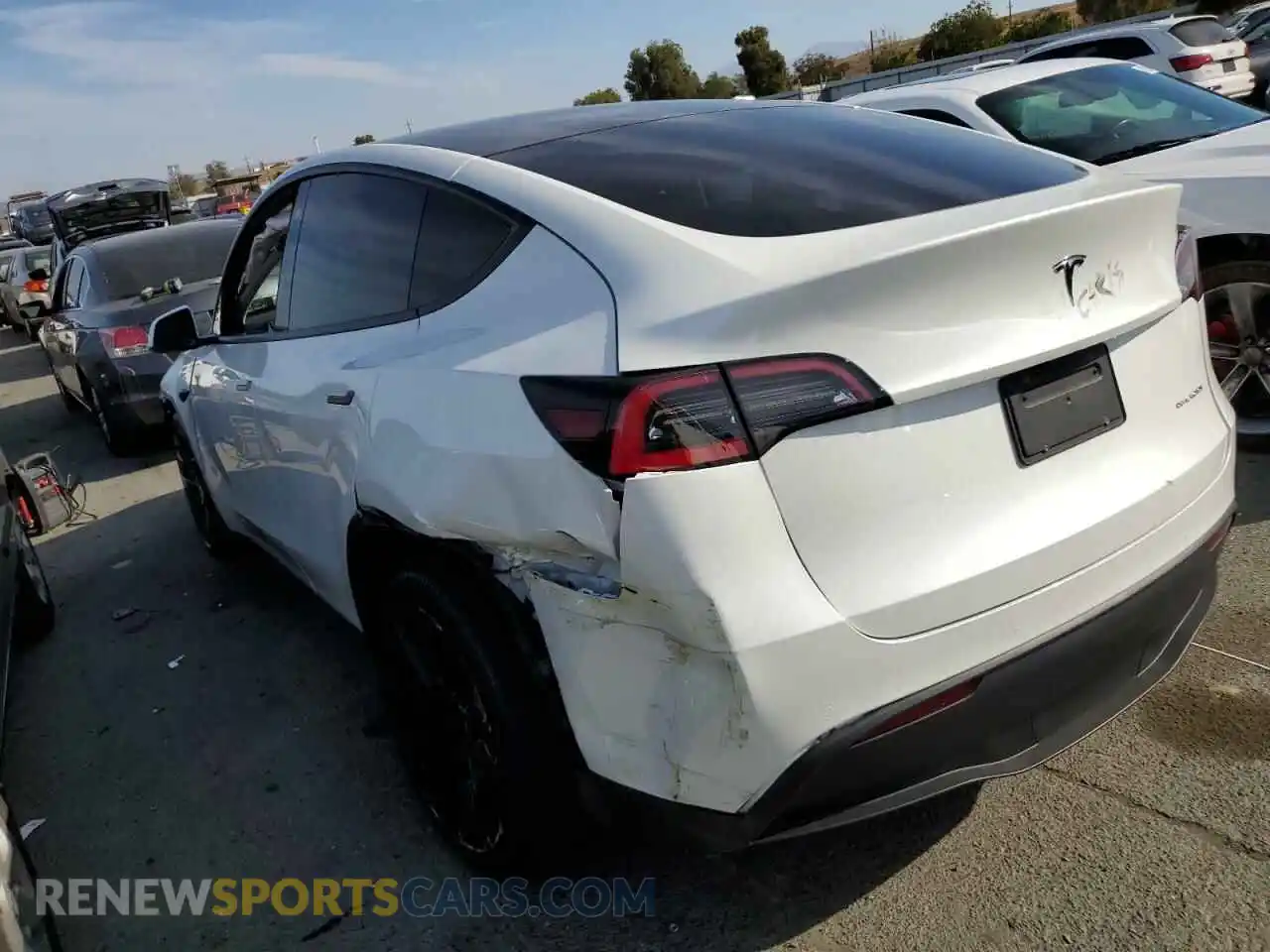 3 Photograph of a damaged car 5YJYGDEEXLF059749 TESLA MODEL Y 2020
