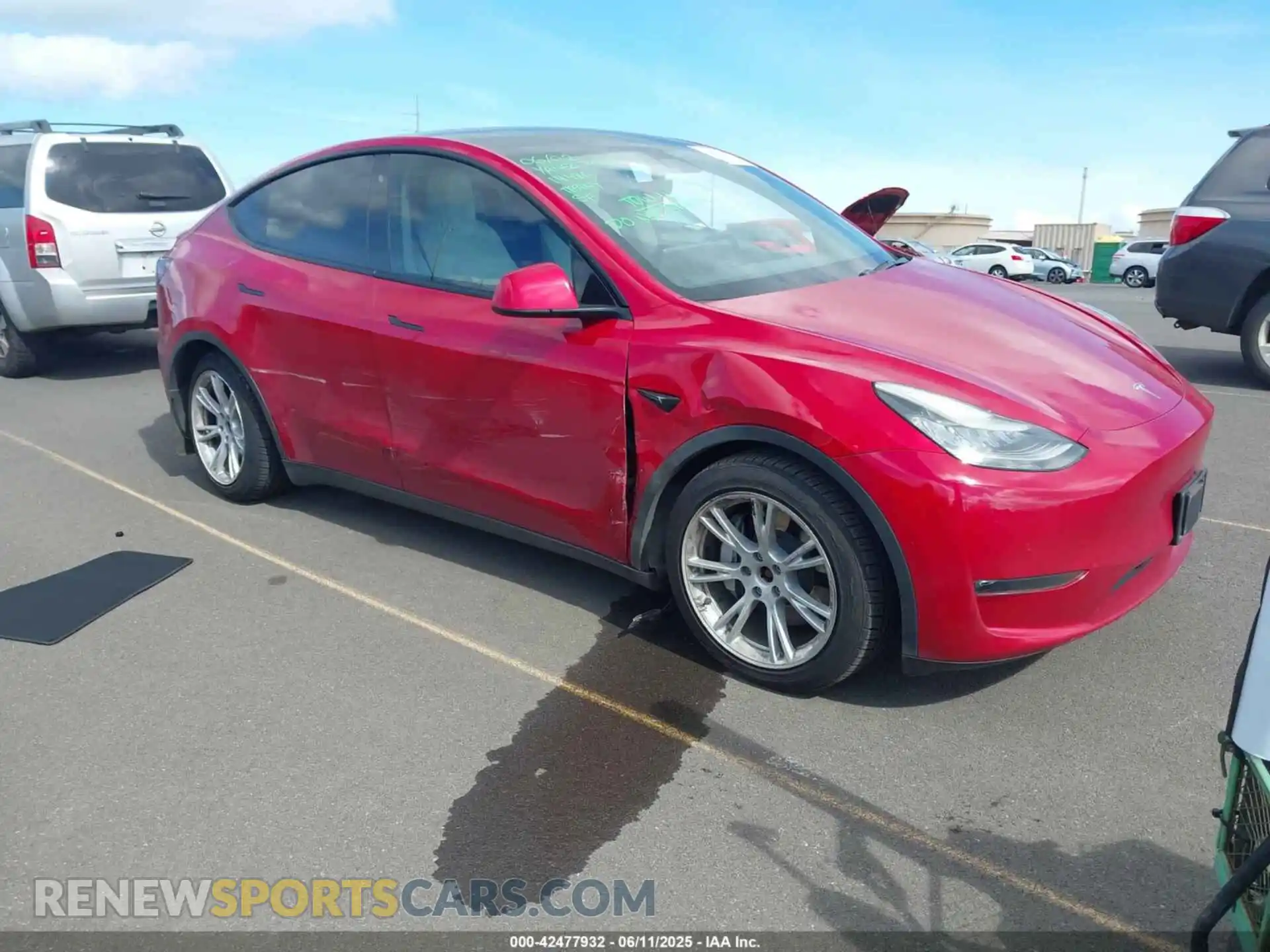 1 Photograph of a damaged car 5YJYGDEF0LF039096 TESLA MODEL Y 2020