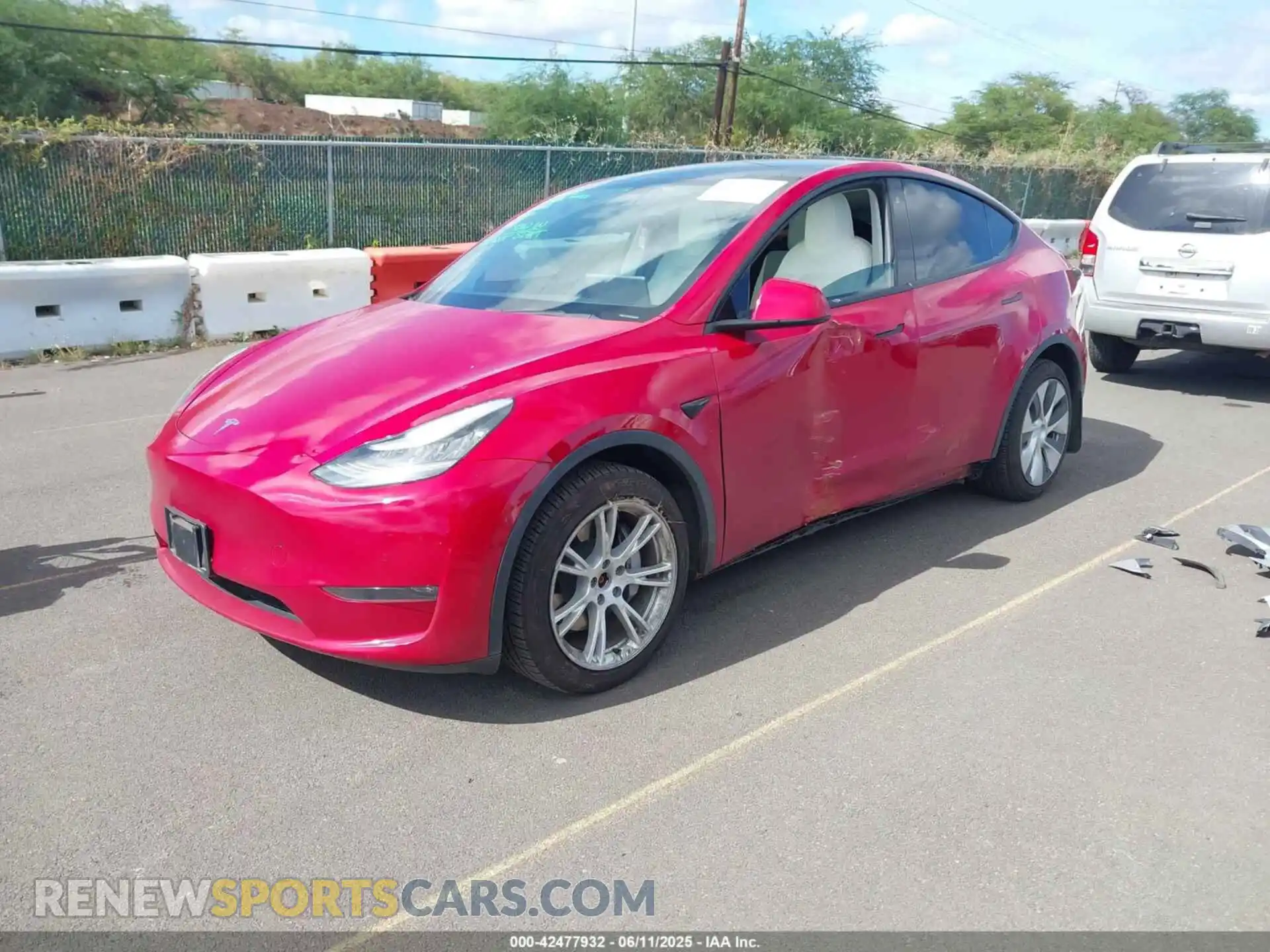 2 Photograph of a damaged car 5YJYGDEF0LF039096 TESLA MODEL Y 2020