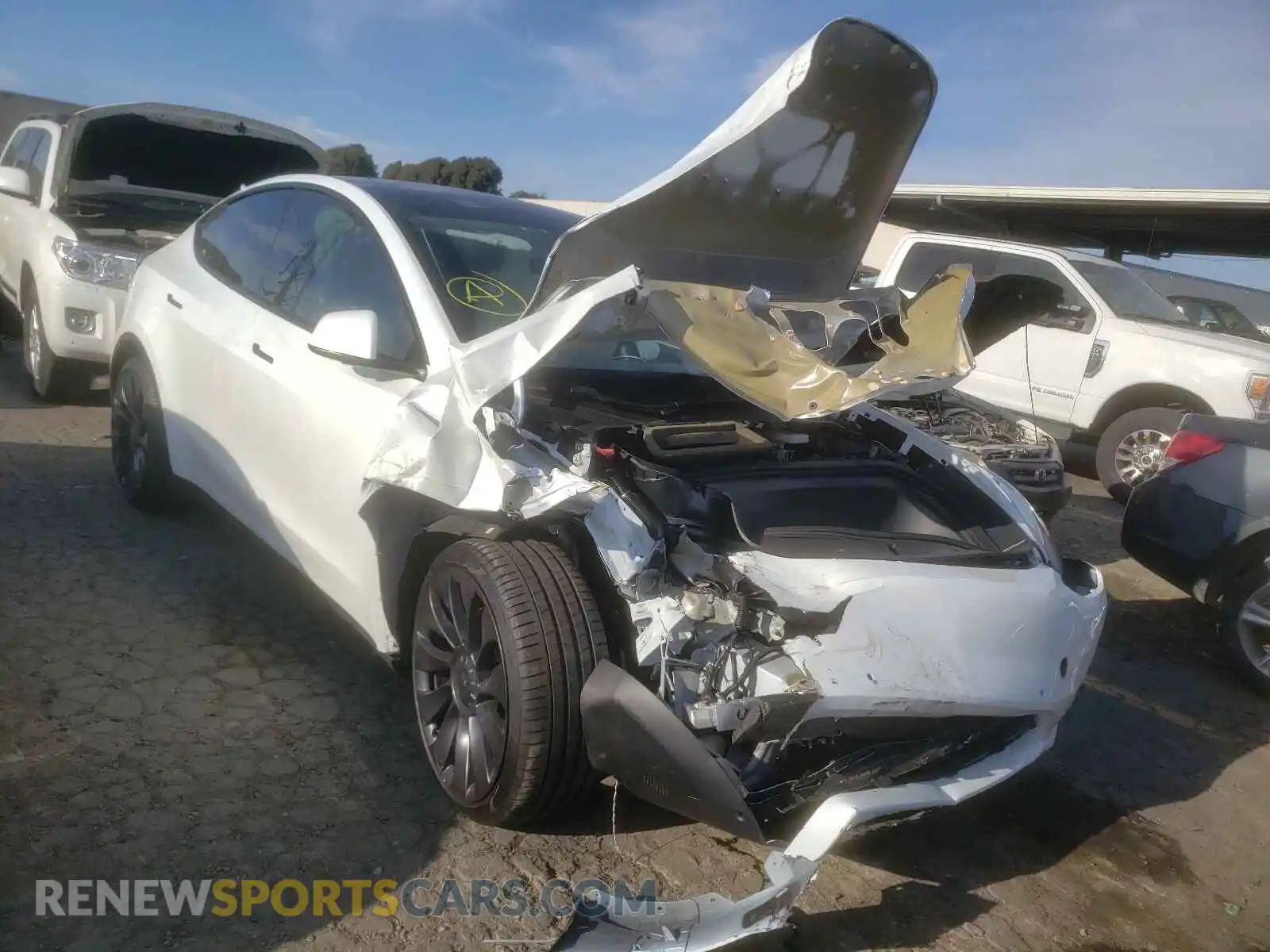1 Photograph of a damaged car 5YJYGDEF0LF058800 TESLA MODEL Y 2020