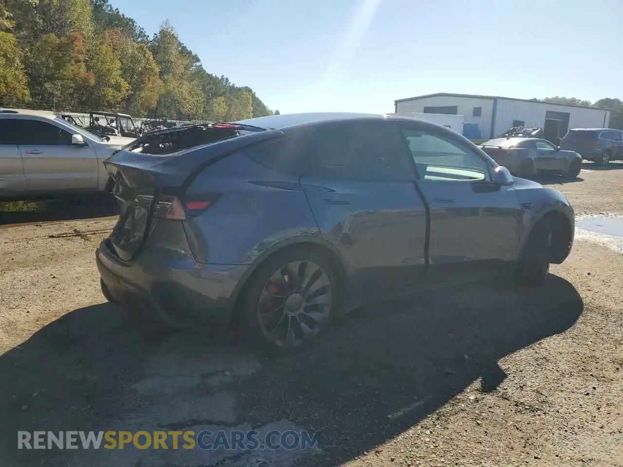 3 Photograph of a damaged car 5YJYGDEF2LF000865 TESLA MODEL Y 2020