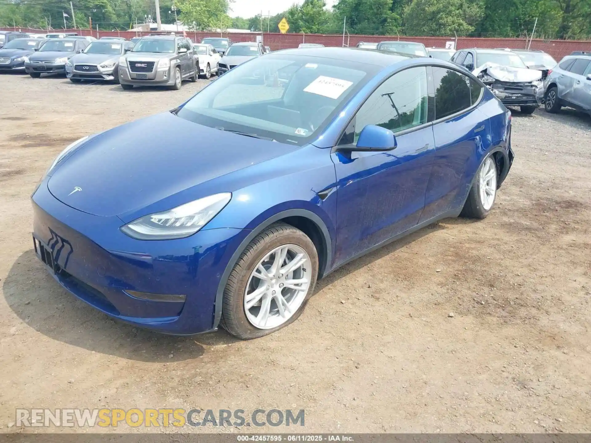 2 Photograph of a damaged car 5YJYGDEF3LF005685 TESLA MODEL Y 2020