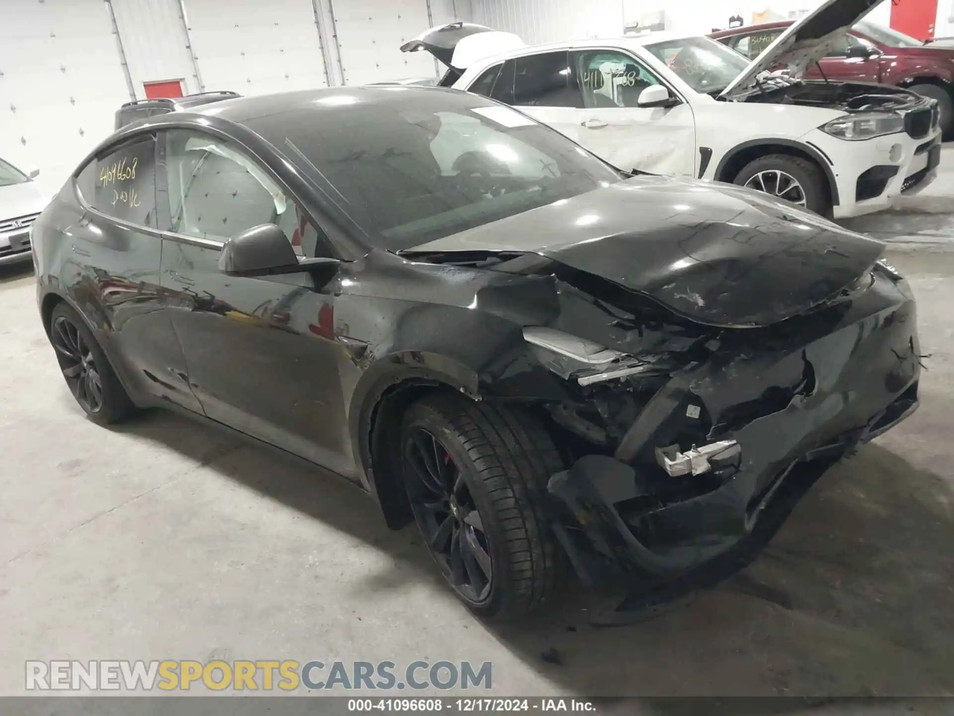 1 Photograph of a damaged car 5YJYGDEF4LF012211 TESLA MODEL Y 2020