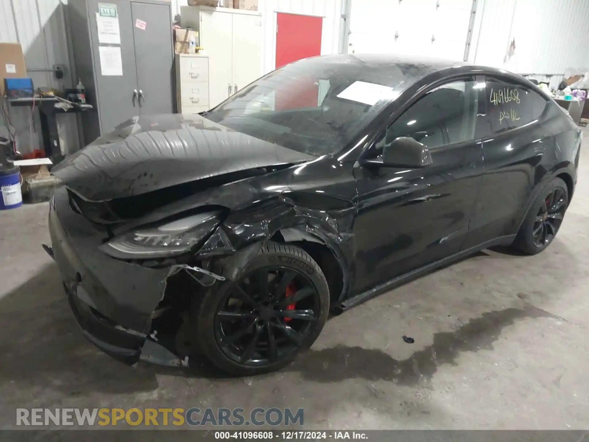 2 Photograph of a damaged car 5YJYGDEF4LF012211 TESLA MODEL Y 2020