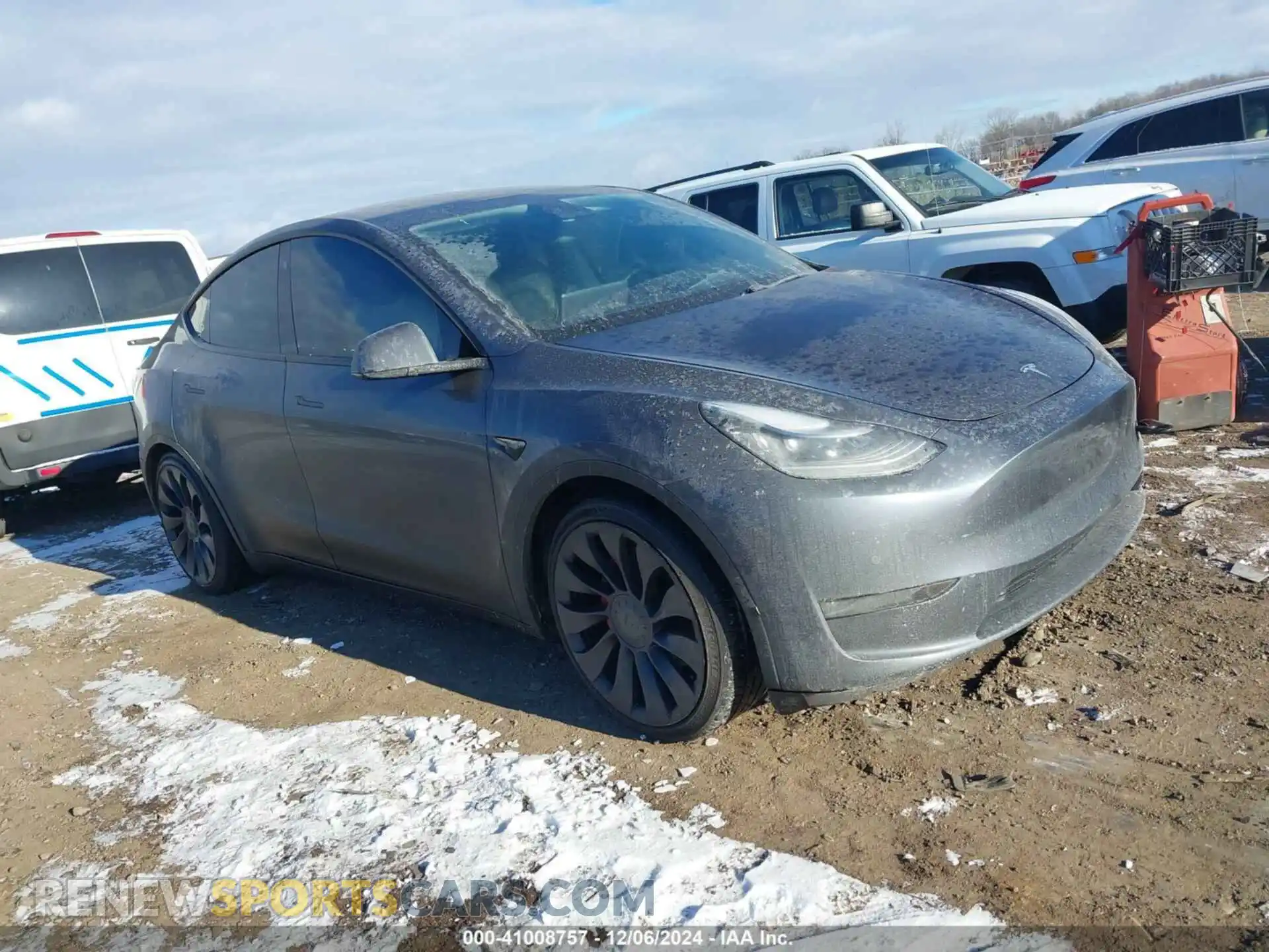1 Photograph of a damaged car 5YJYGDEF6LF001453 TESLA MODEL Y 2020