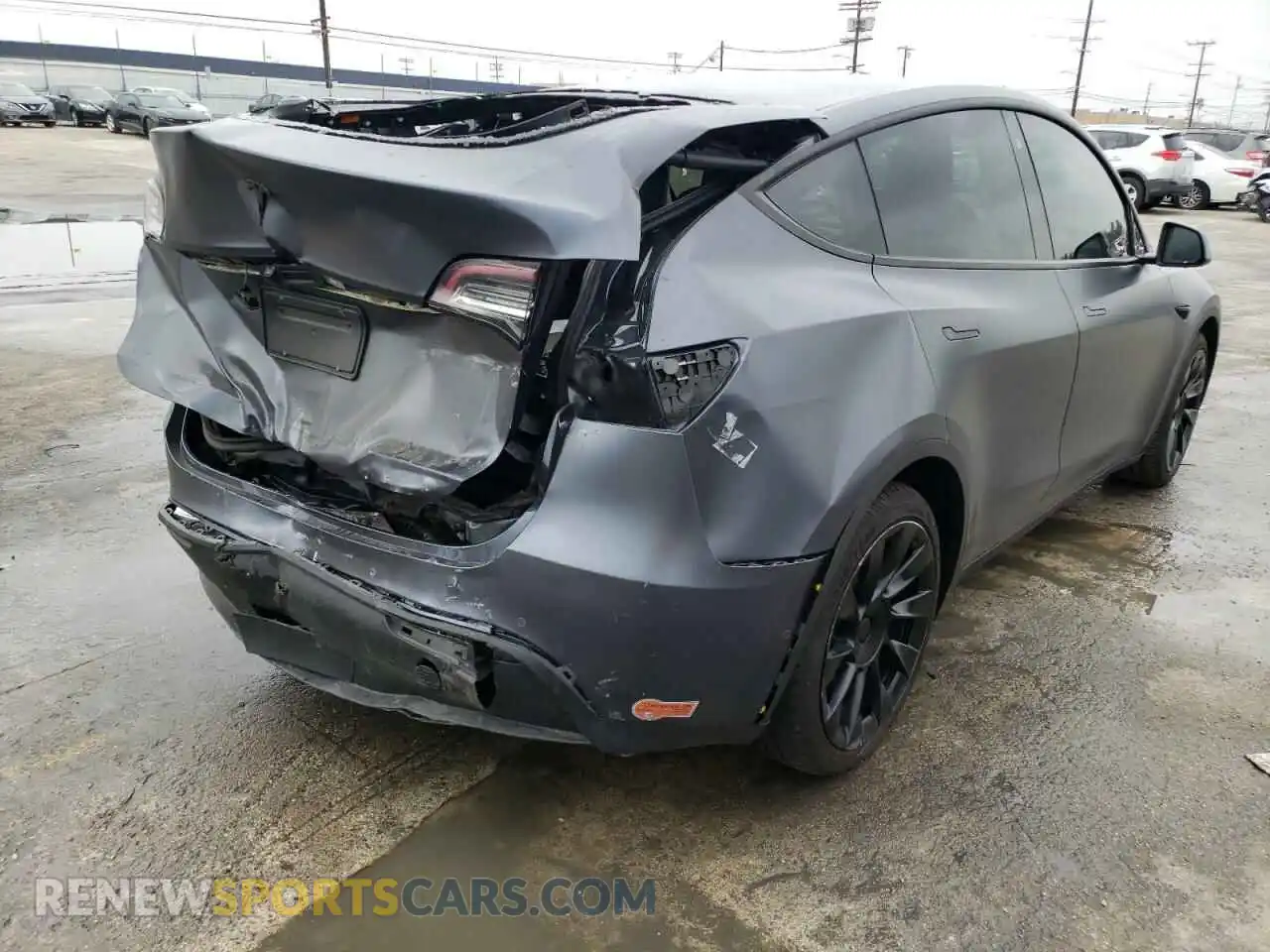 3 Photograph of a damaged car 5YJYGDEF6LF002473 TESLA MODEL Y 2020