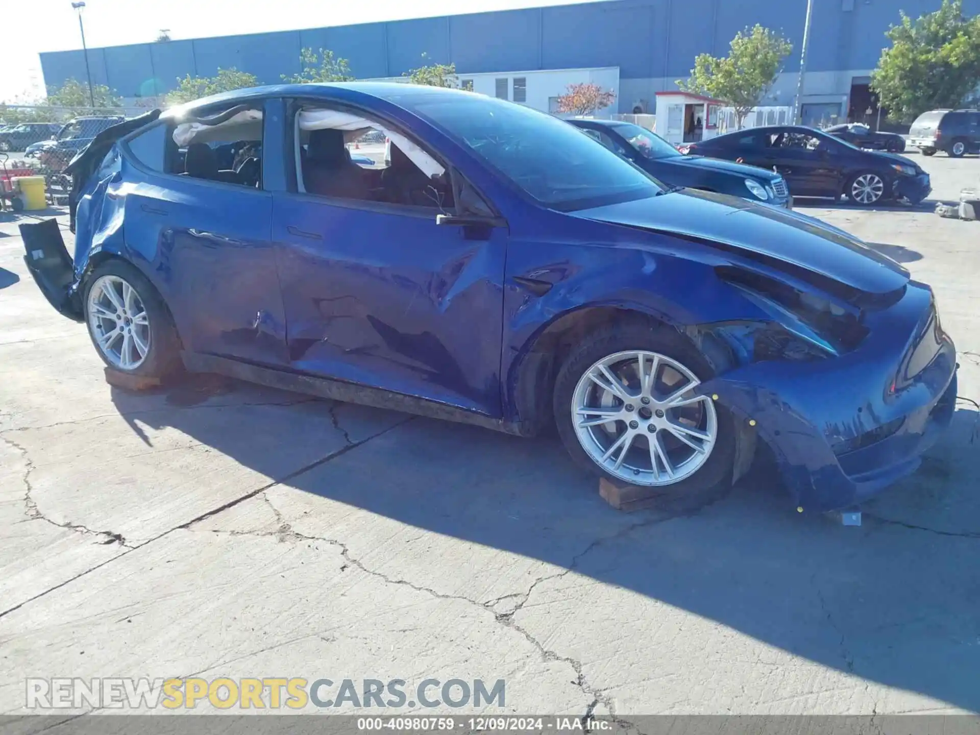 1 Photograph of a damaged car 5YJYGDEF6LF005843 TESLA MODEL Y 2020