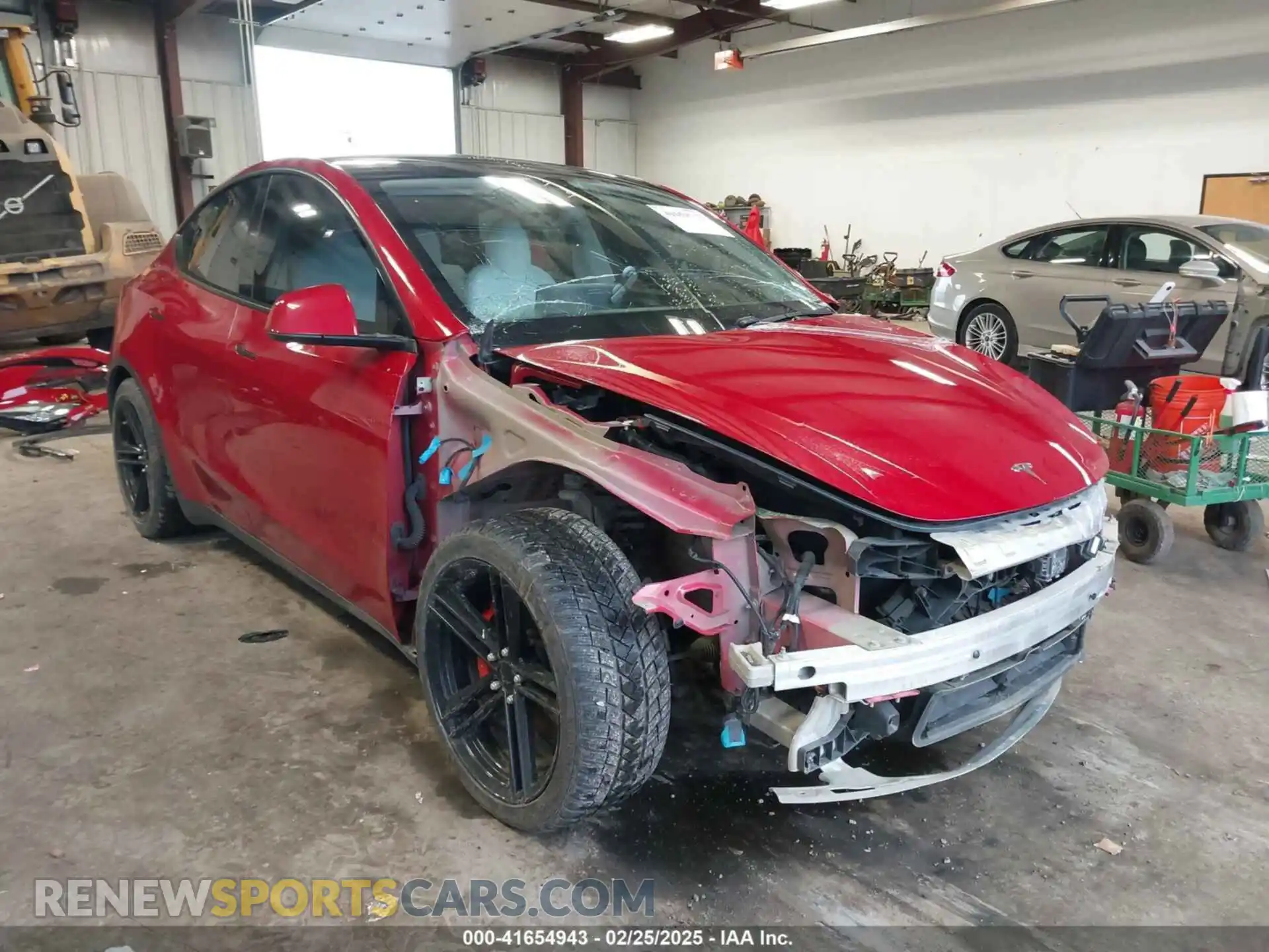 1 Photograph of a damaged car 5YJYGDEF7LF028144 TESLA MODEL Y 2020