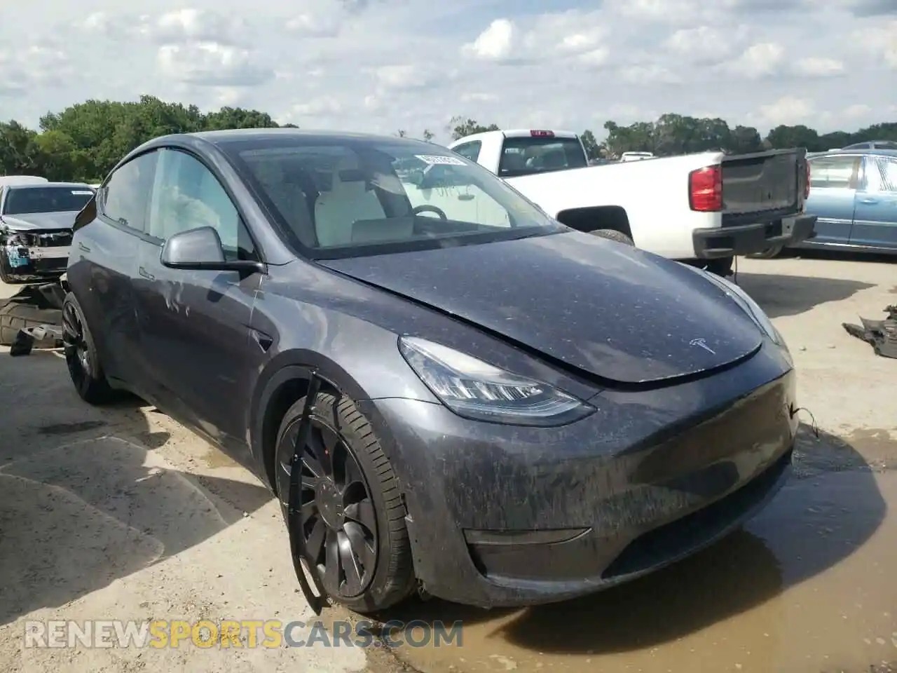 1 Photograph of a damaged car 5YJYGDEF9LF025875 TESLA MODEL Y 2020