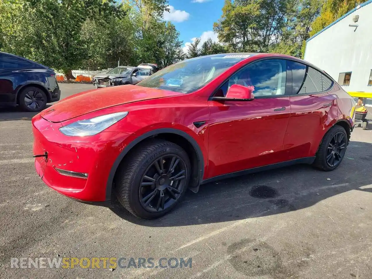 1 Photograph of a damaged car 5YJYGAED0MF181575 TESLA MODEL Y 2021