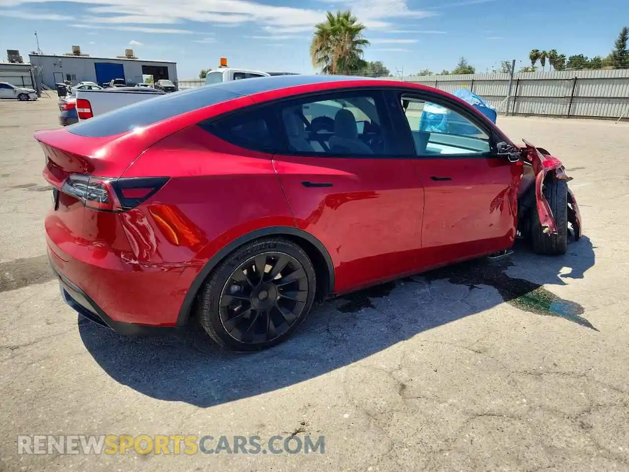 3 Photograph of a damaged car 5YJYGAED5MF177084 TESLA MODEL Y 2021