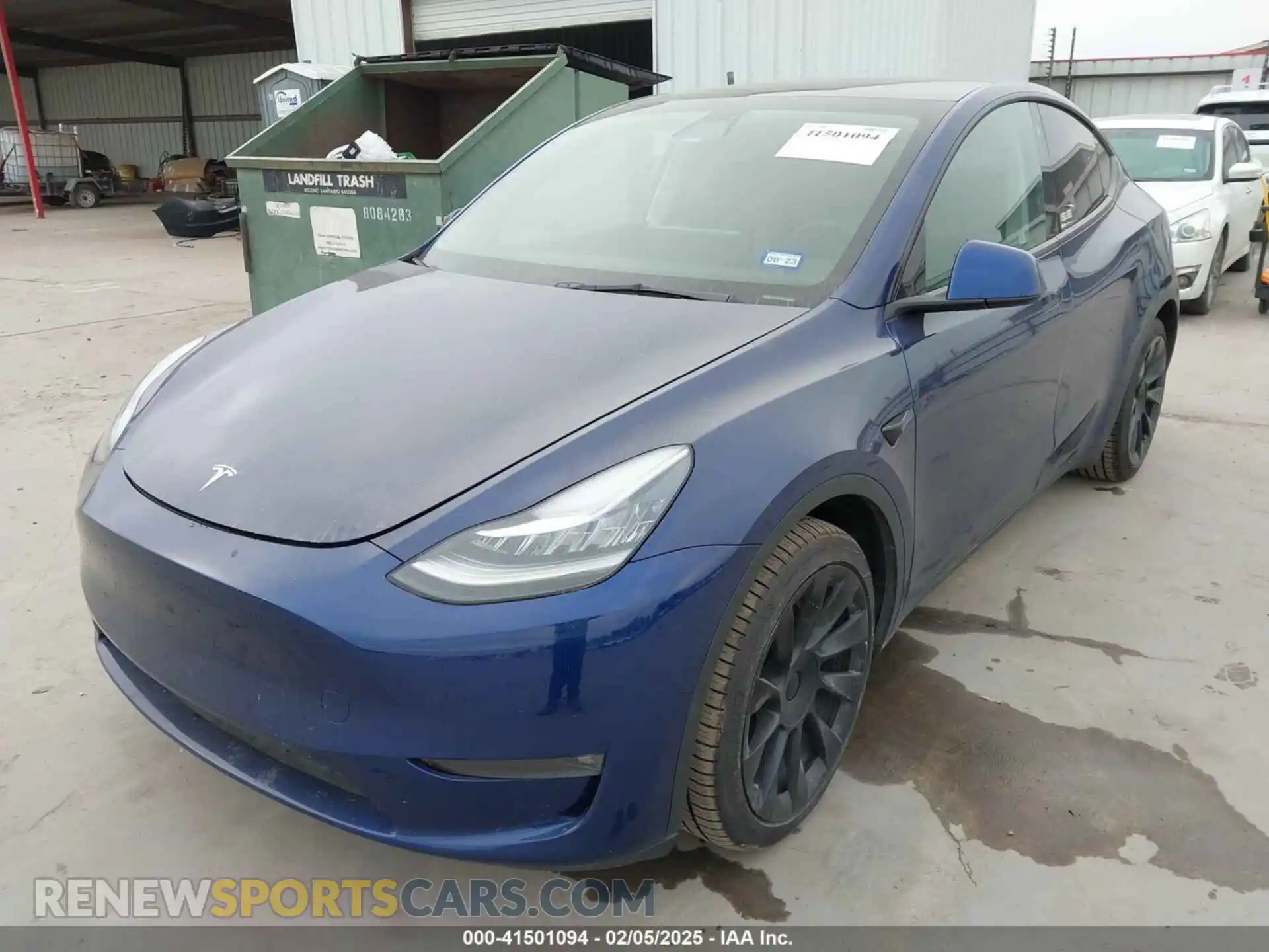 2 Photograph of a damaged car 5YJYGAEE0MF185053 TESLA MODEL Y 2021