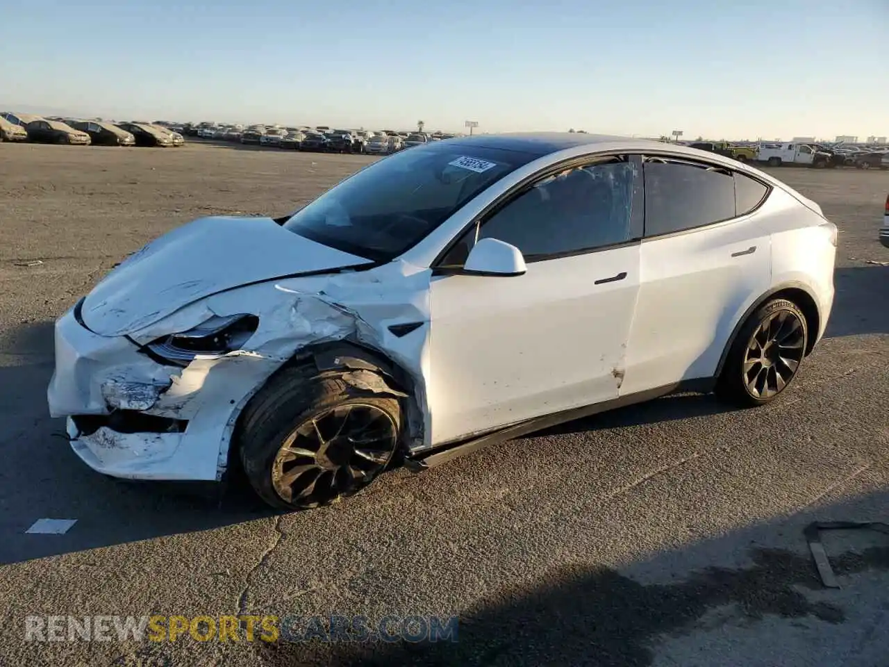 1 Photograph of a damaged car 5YJYGAEE0MF196814 TESLA MODEL Y 2021