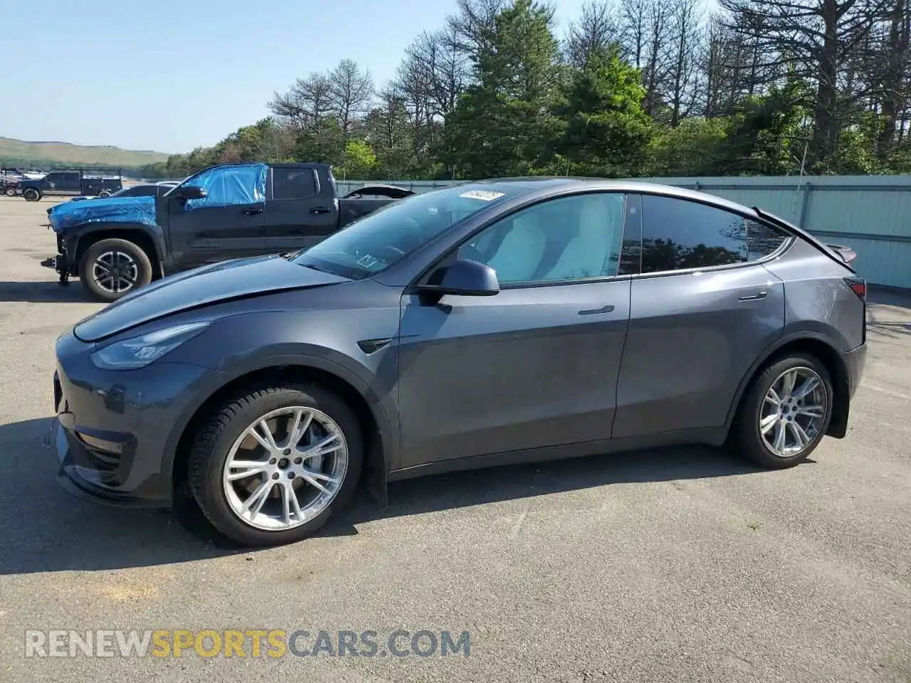 1 Photograph of a damaged car 5YJYGAEE0MF201168 TESLA MODEL Y 2021
