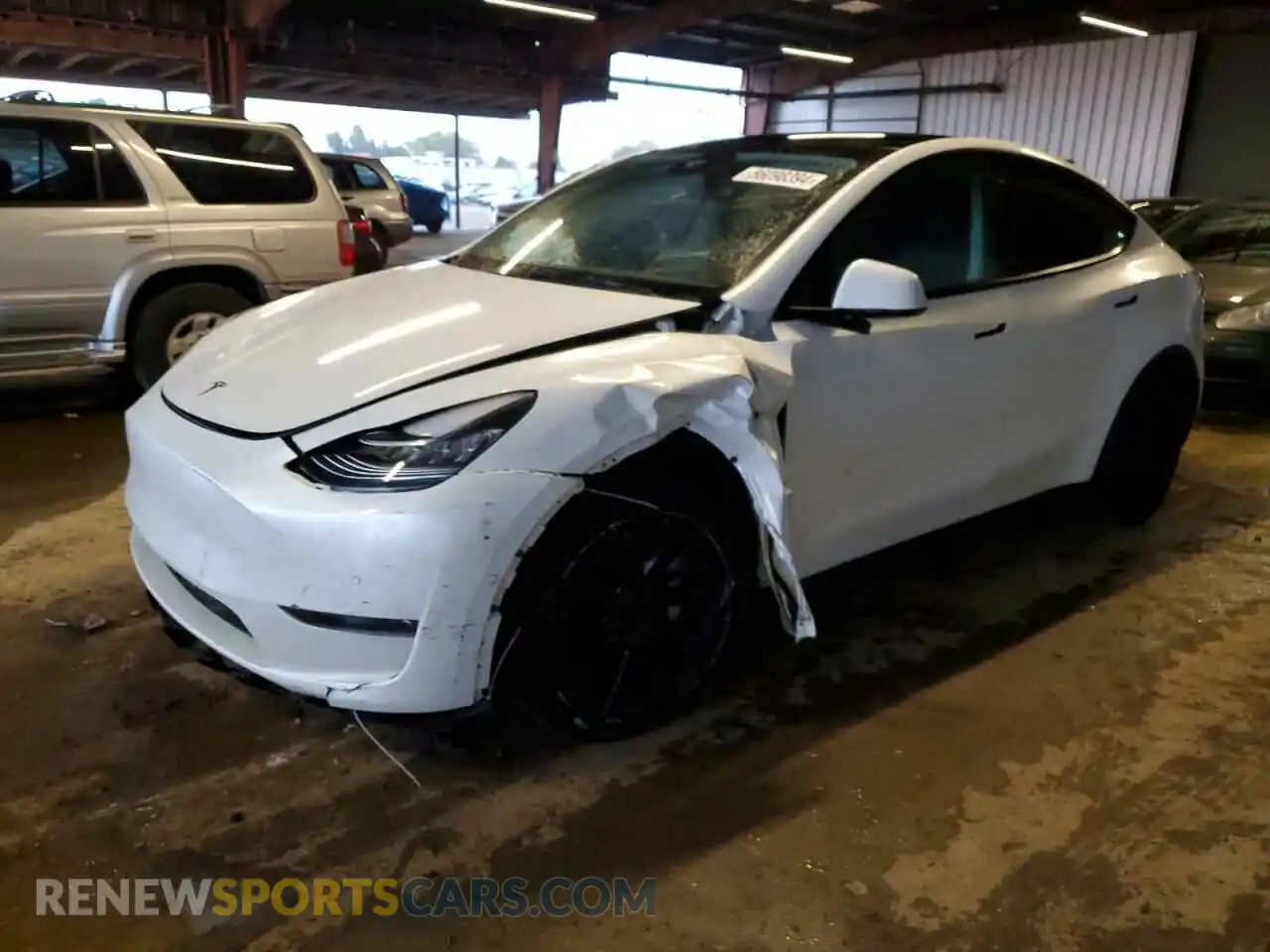 1 Photograph of a damaged car 5YJYGAEE0MF223185 TESLA MODEL Y 2021