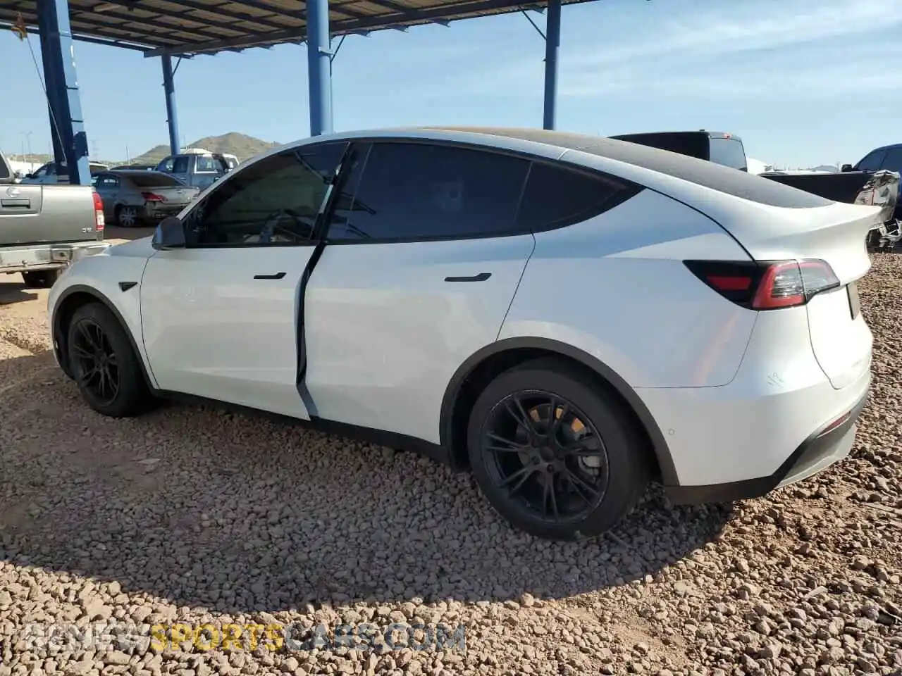 2 Фотография поврежденного автомобиля 5YJYGAEE0MF235451 TESLA MODEL Y 2021