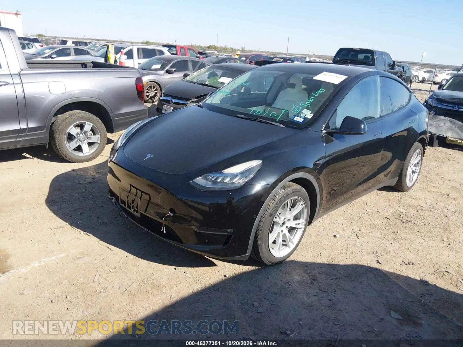 2 fotografías del automóvil dañado 5YJYGAEE0MF247194 TESLA MODEL Y 2021