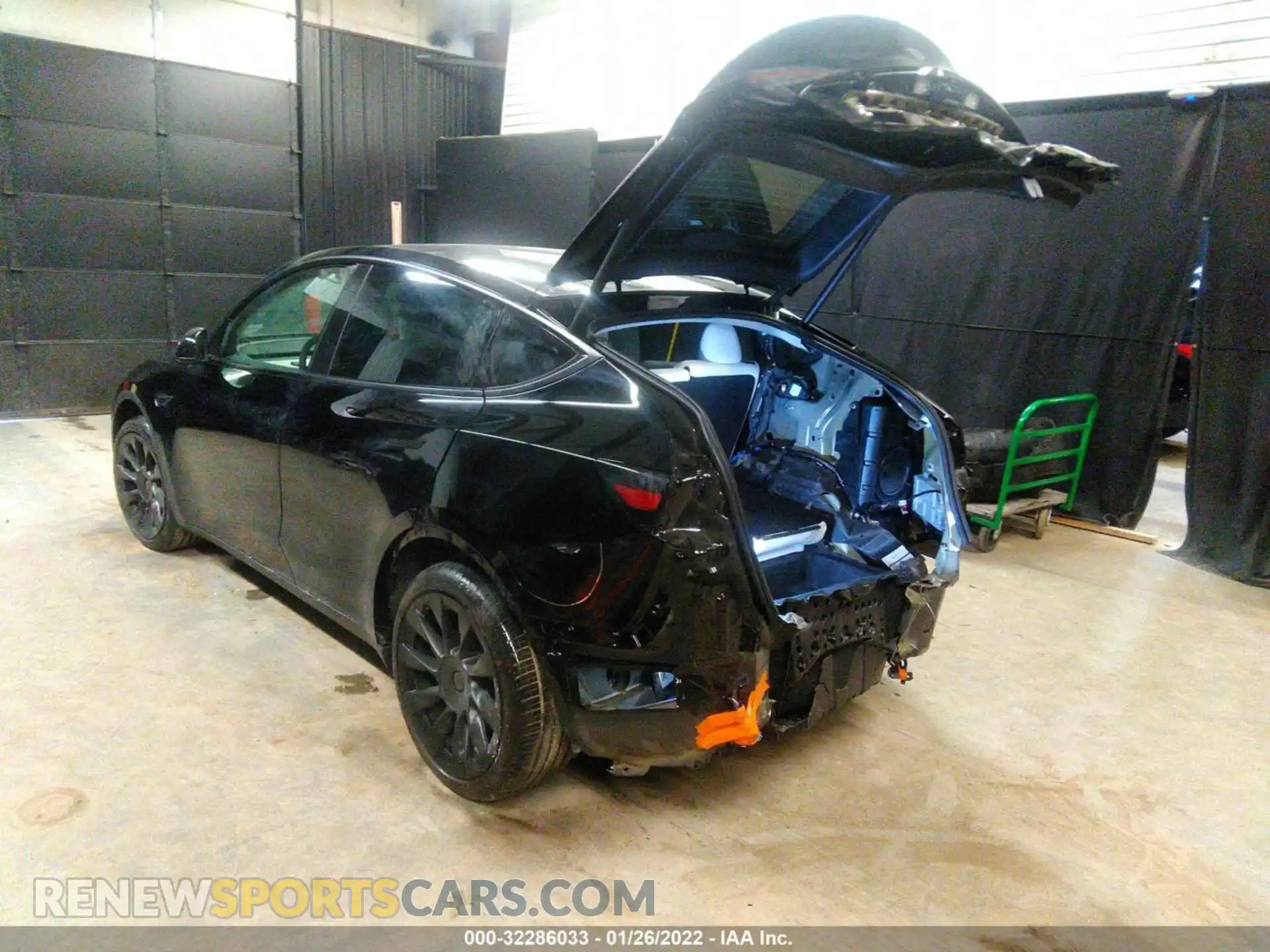 3 Photograph of a damaged car 5YJYGAEE0MF293902 TESLA MODEL Y 2021