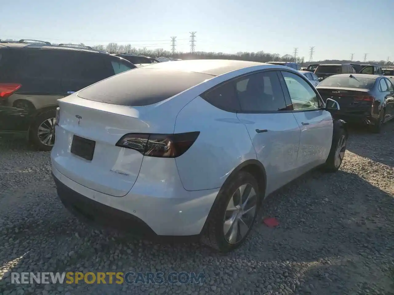3 Photograph of a damaged car 5YJYGAEE0MF296587 TESLA MODEL Y 2021