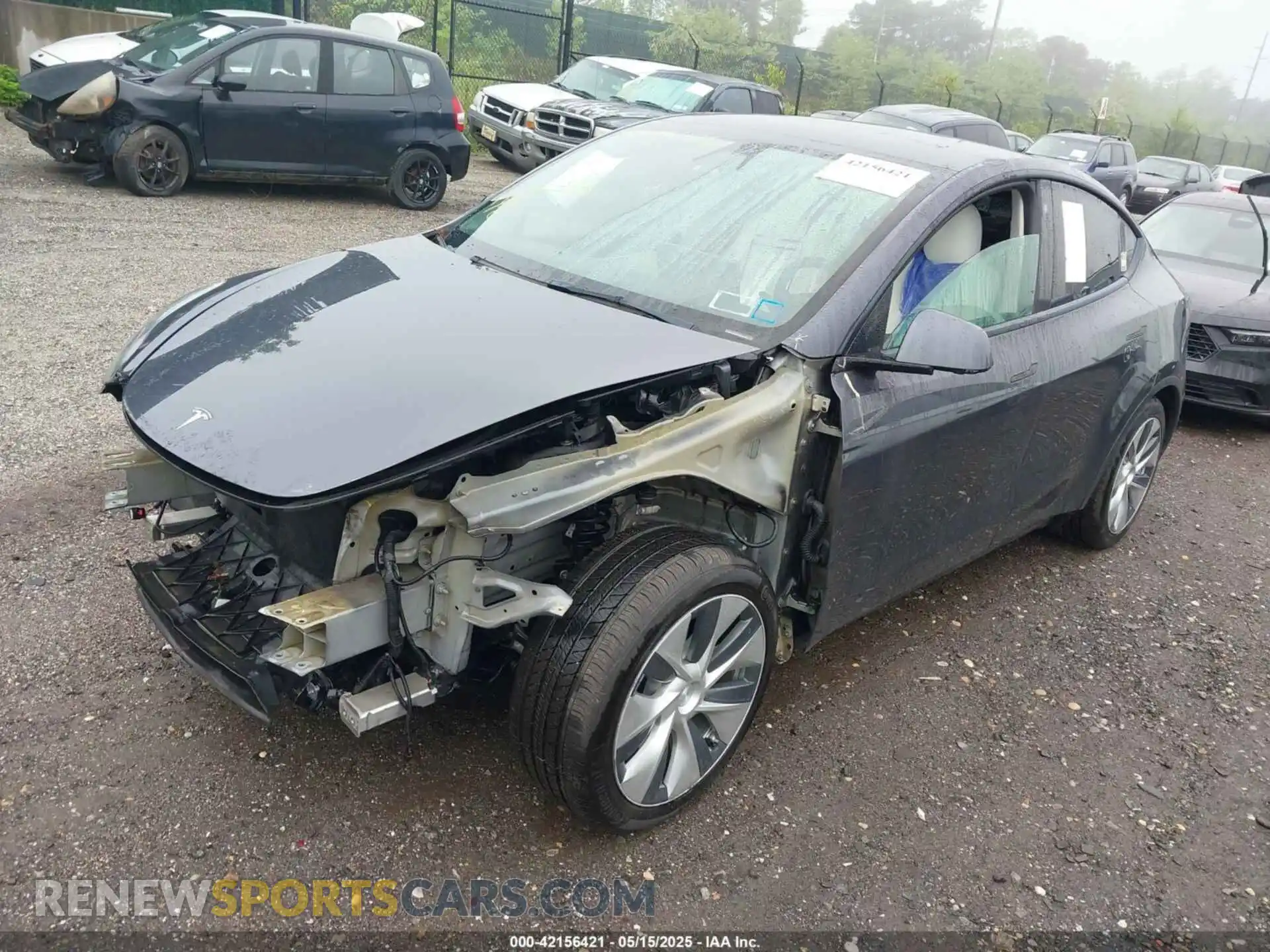 2 Photograph of a damaged car 5YJYGAEE1MF145161 TESLA MODEL Y 2021