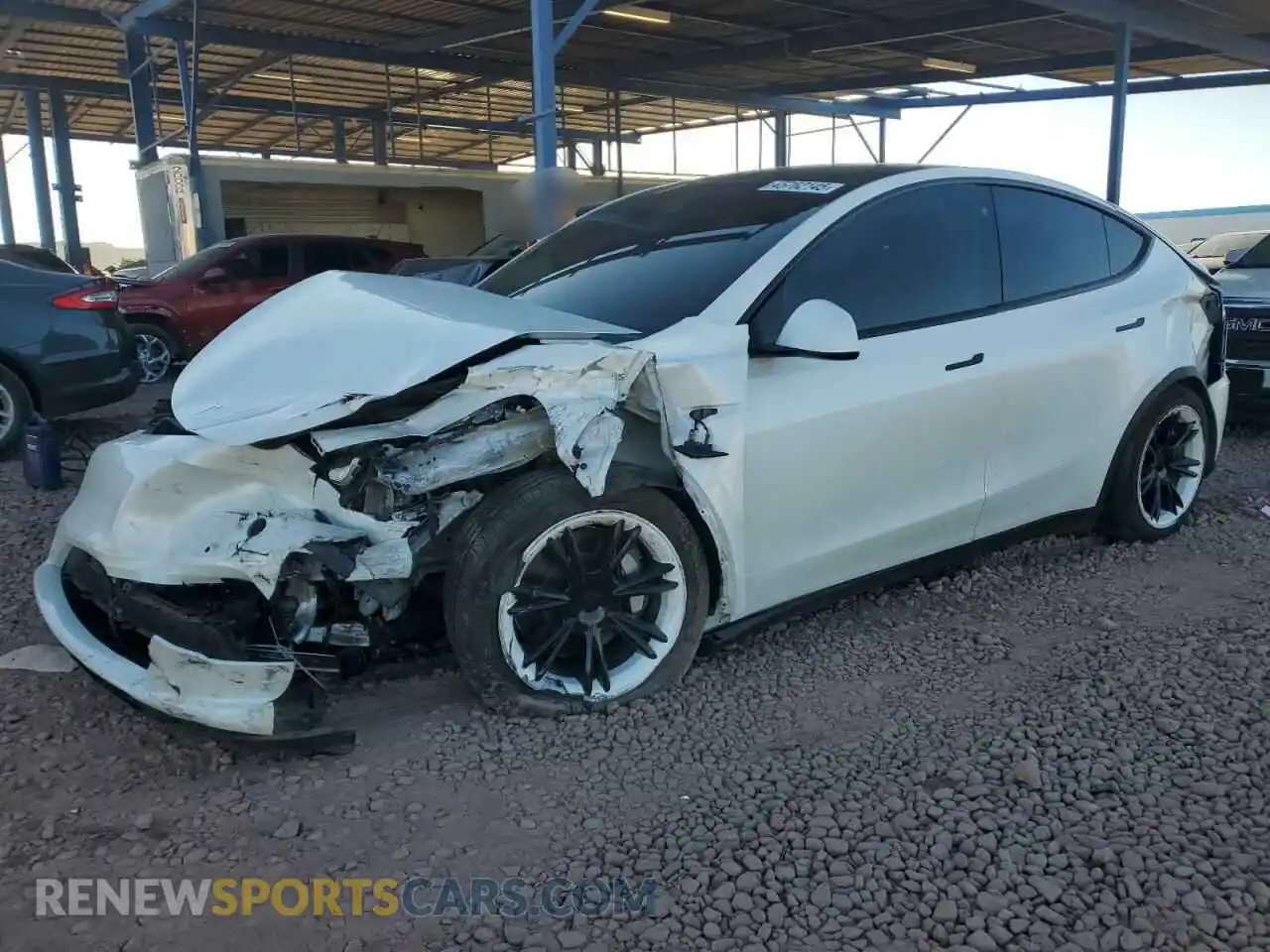 1 Photograph of a damaged car 5YJYGAEE1MF154930 TESLA MODEL Y 2021