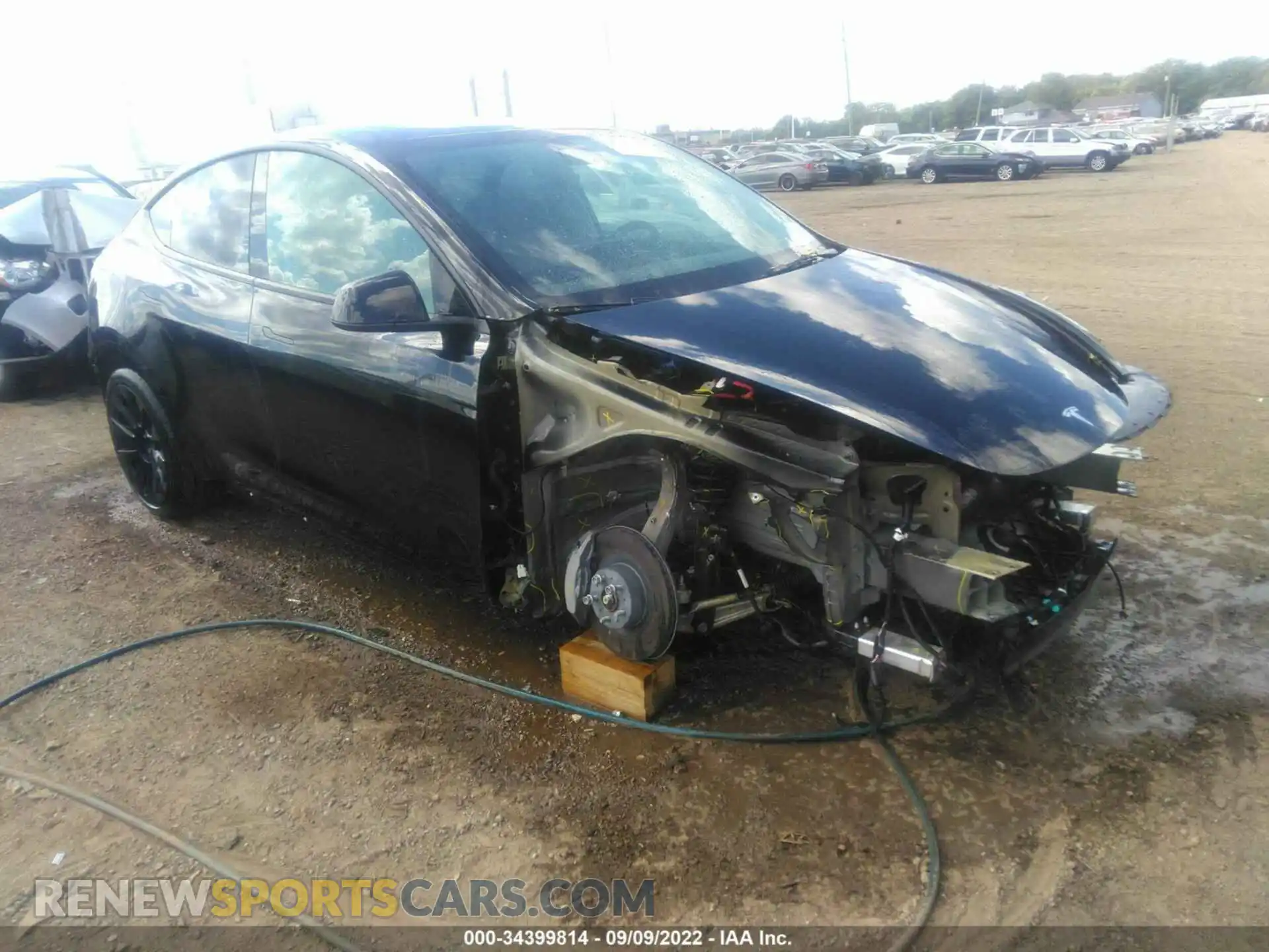 1 Photograph of a damaged car 5YJYGAEE1MF208338 TESLA MODEL Y 2021