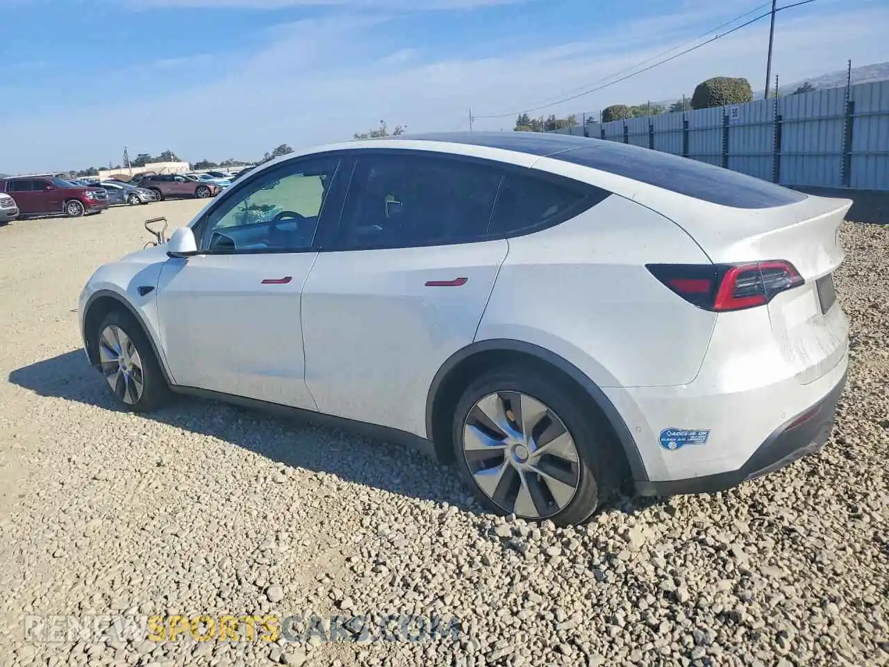 2 Photograph of a damaged car 5YJYGAEE1MF212261 TESLA MODEL Y 2021