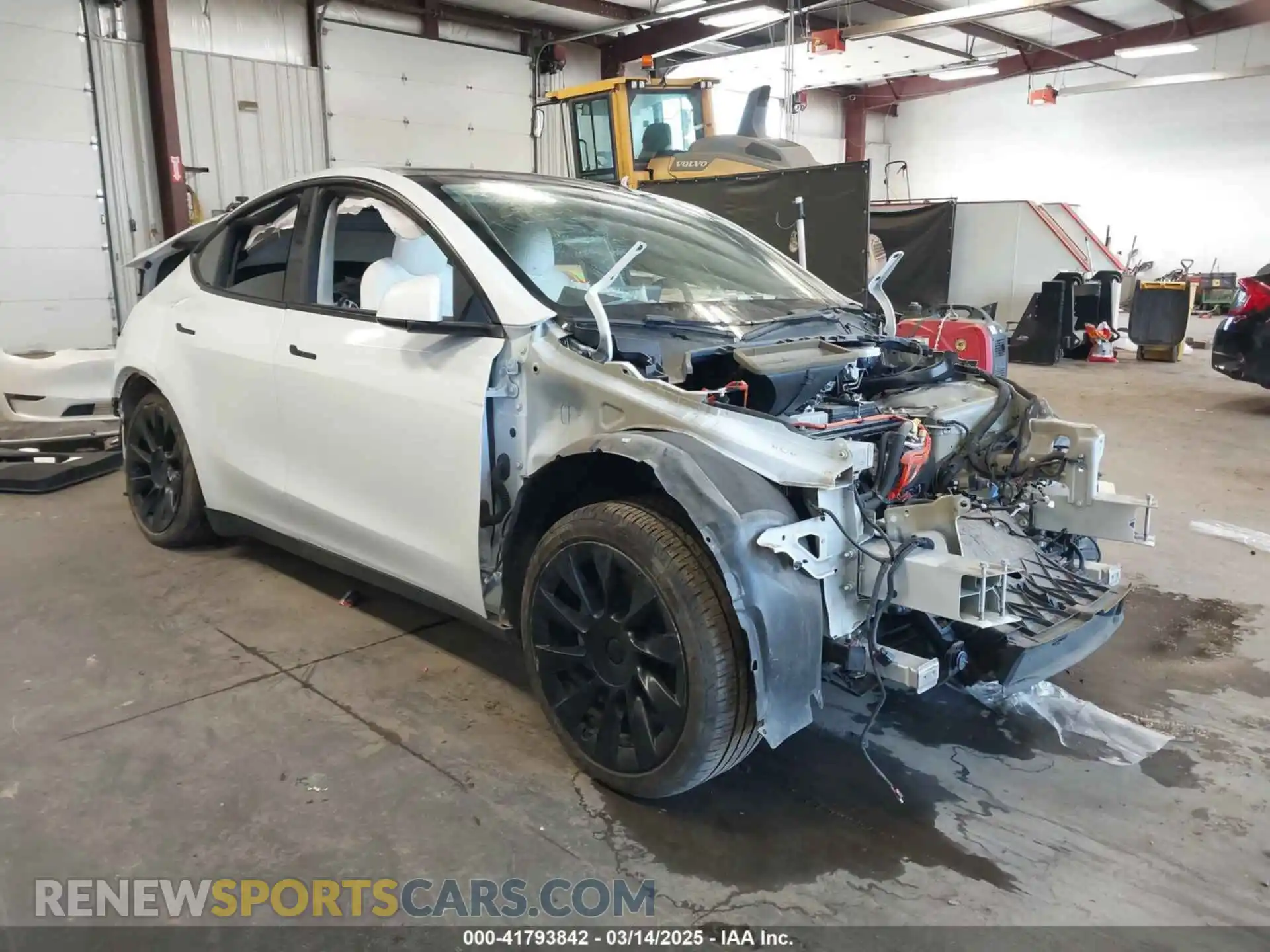 1 Photograph of a damaged car 5YJYGAEE1MF216200 TESLA MODEL Y 2021