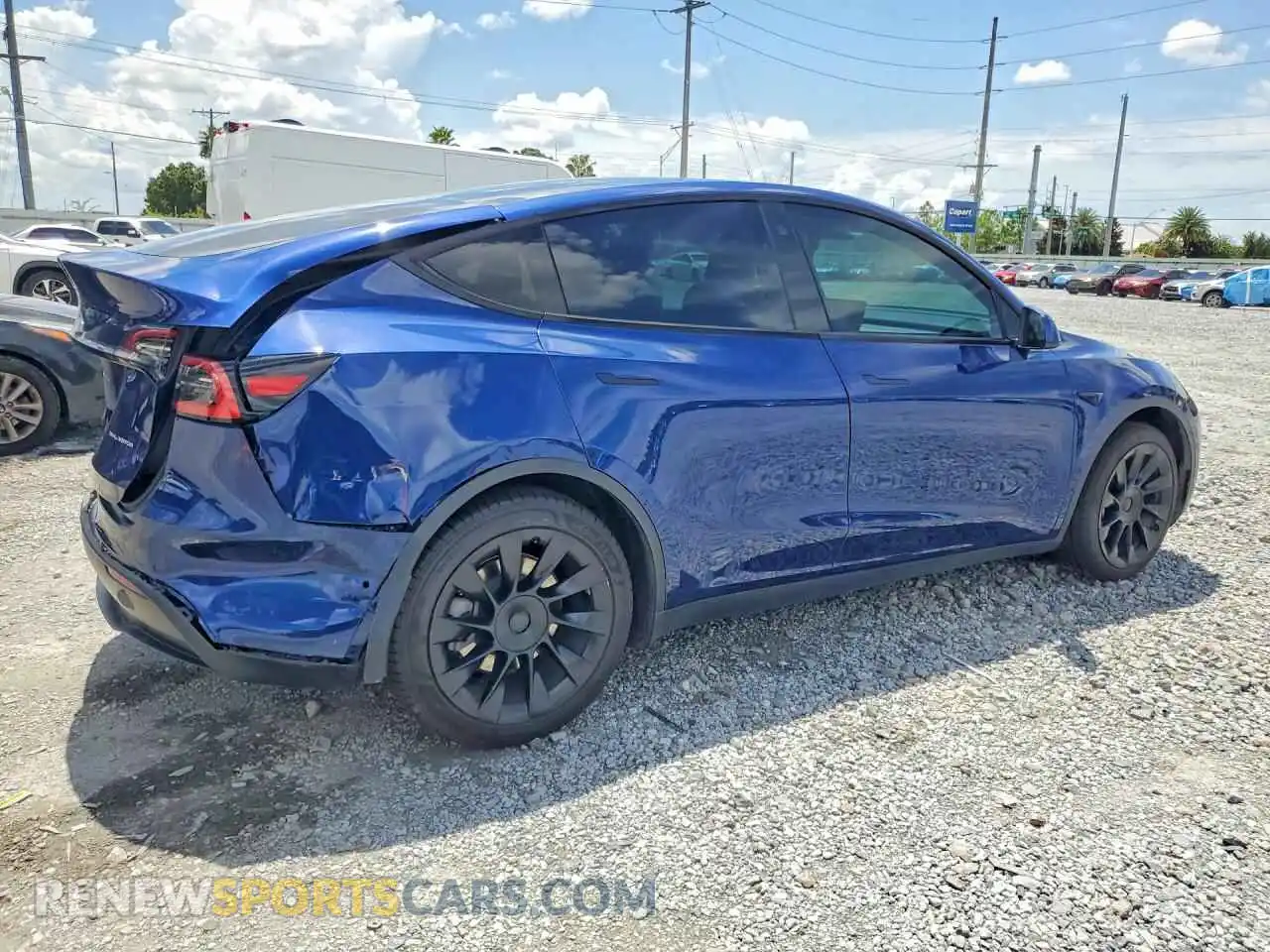 3 fotografías del automóvil dañado 5YJYGAEE2MF128675 TESLA MODEL Y 2021