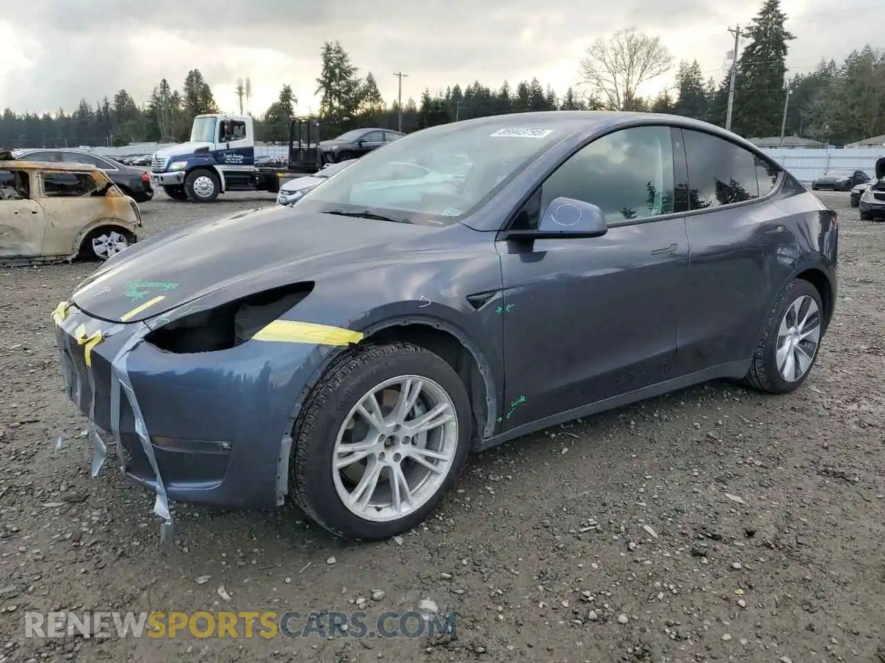 1 Photograph of a damaged car 5YJYGAEE2MF207957 TESLA MODEL Y 2021