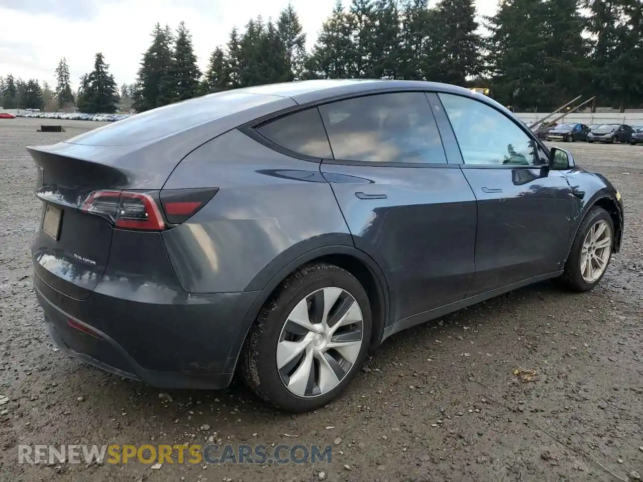 3 Photograph of a damaged car 5YJYGAEE2MF207957 TESLA MODEL Y 2021