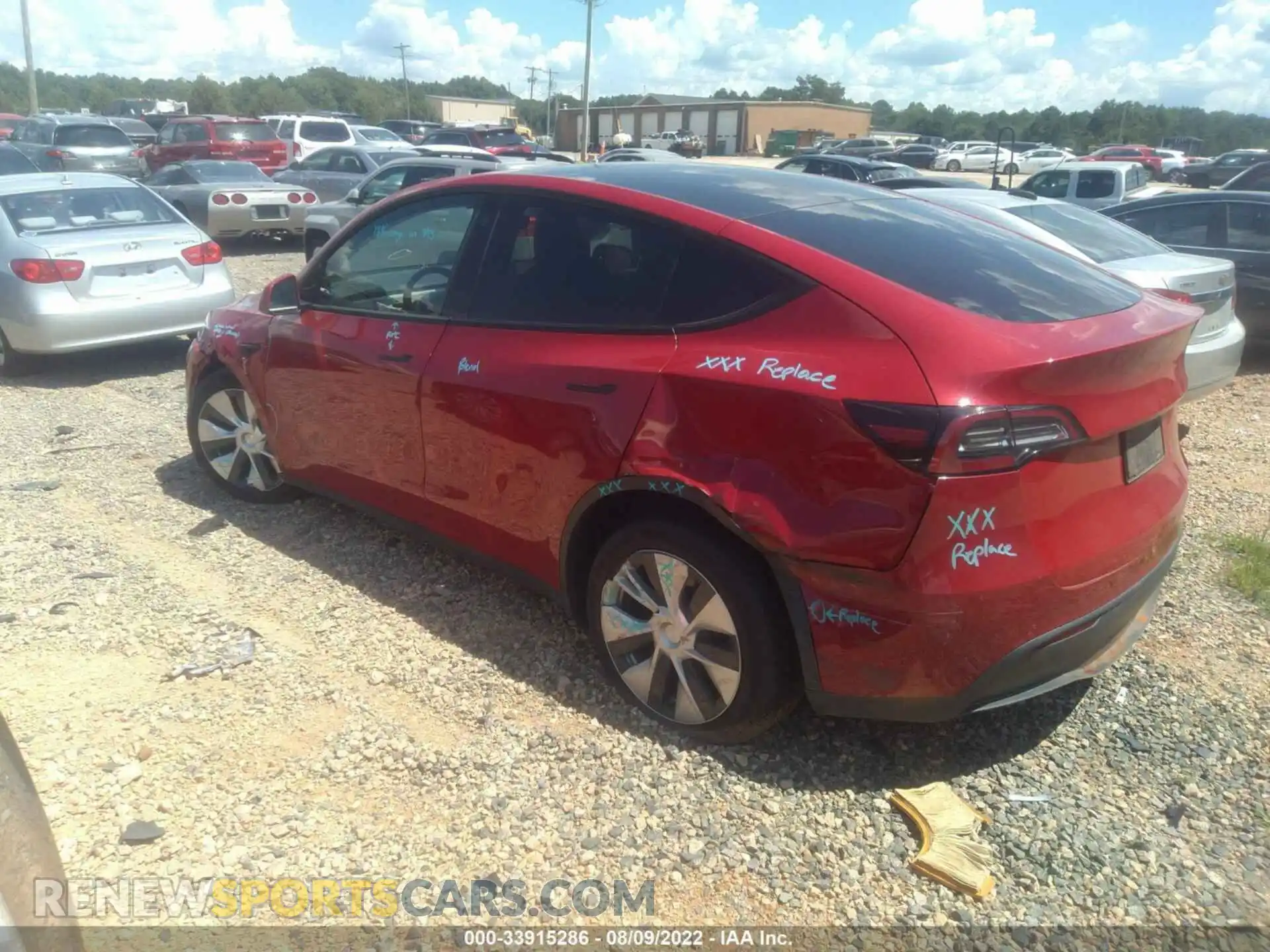 3 Photograph of a damaged car 5YJYGAEE3MF208910 TESLA MODEL Y 2021