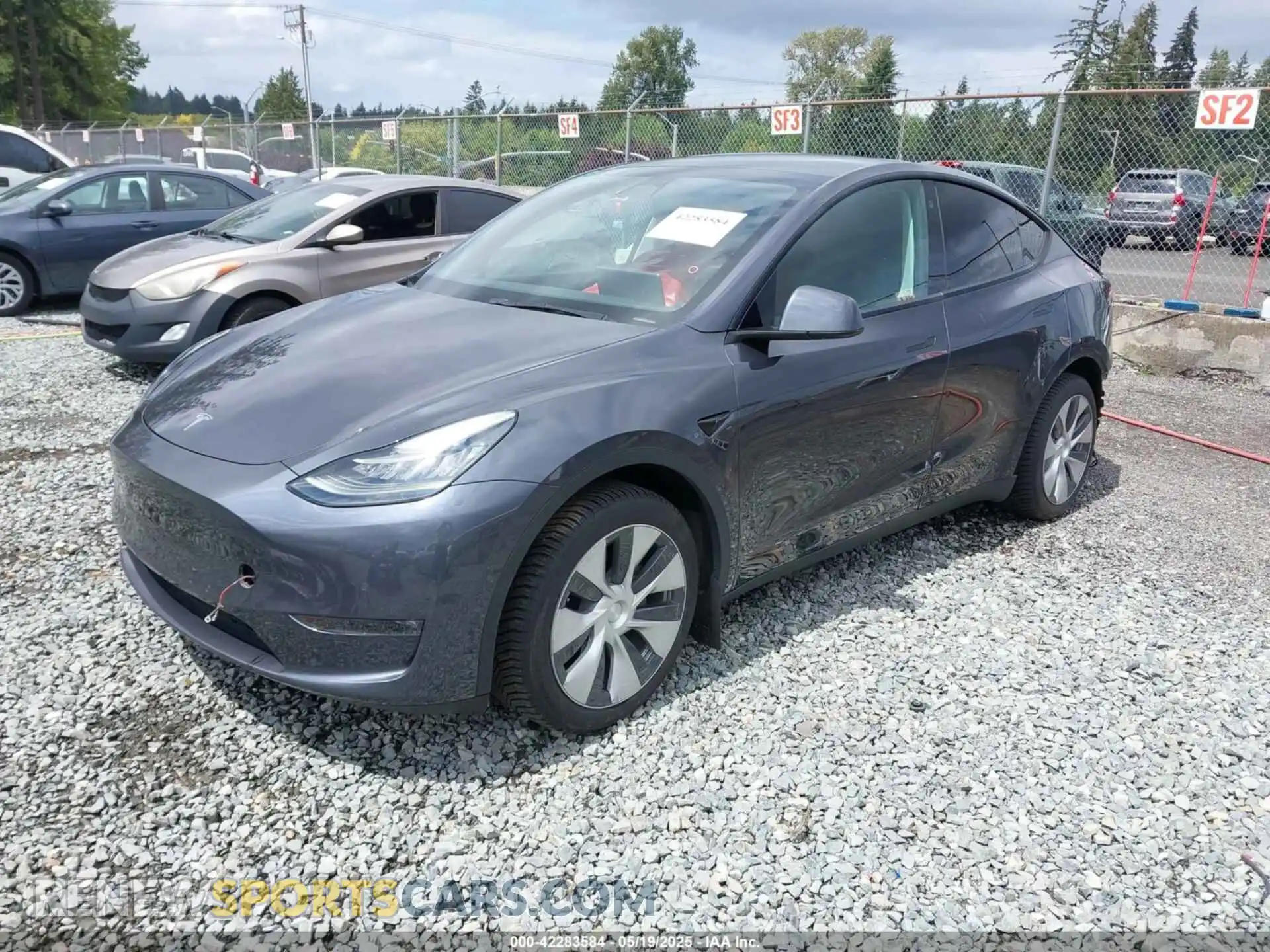 2 Photograph of a damaged car 5YJYGAEE3MF258979 TESLA MODEL Y 2021