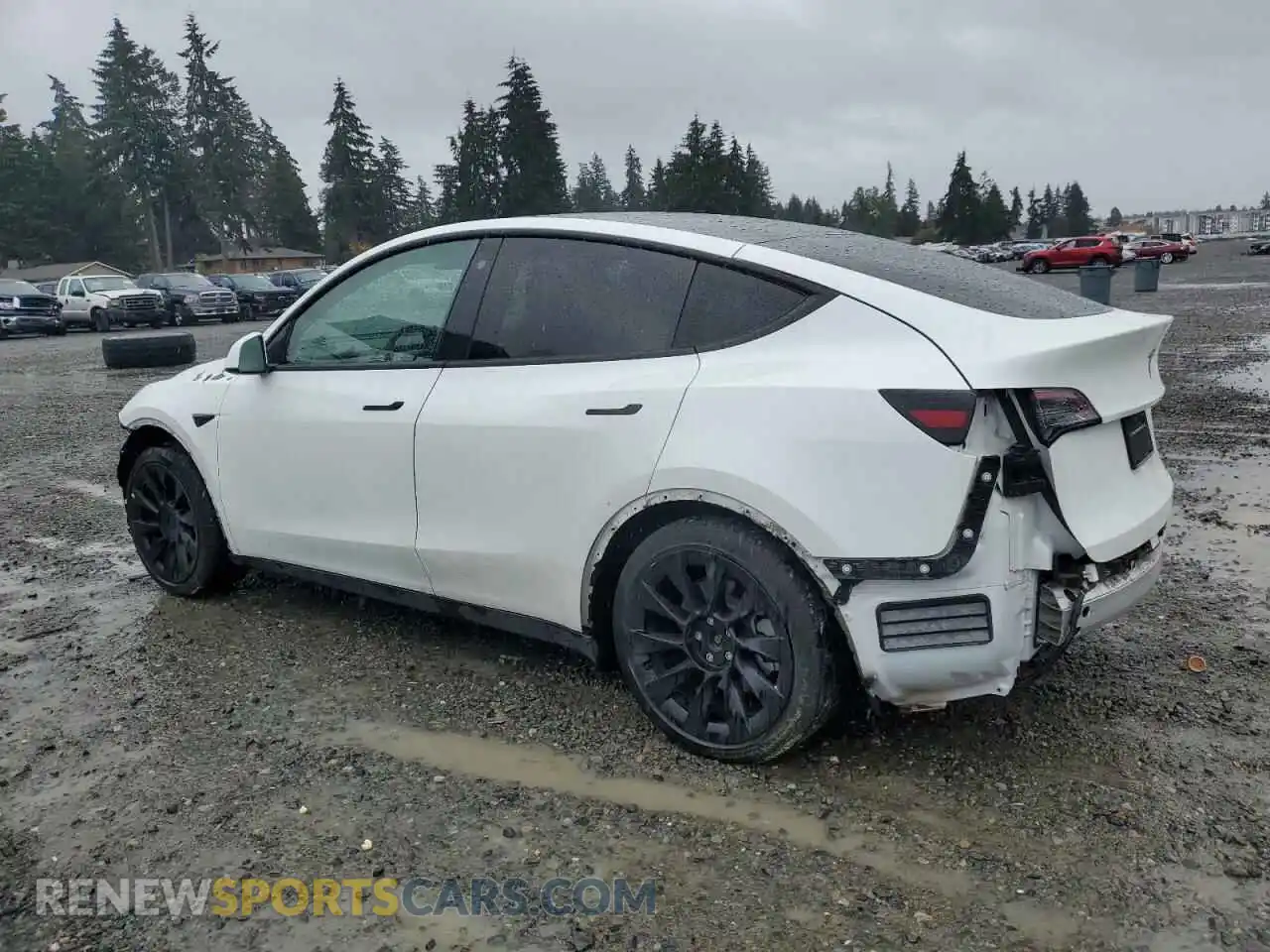 2 Photograph of a damaged car 5YJYGAEE4MF142836 TESLA MODEL Y 2021